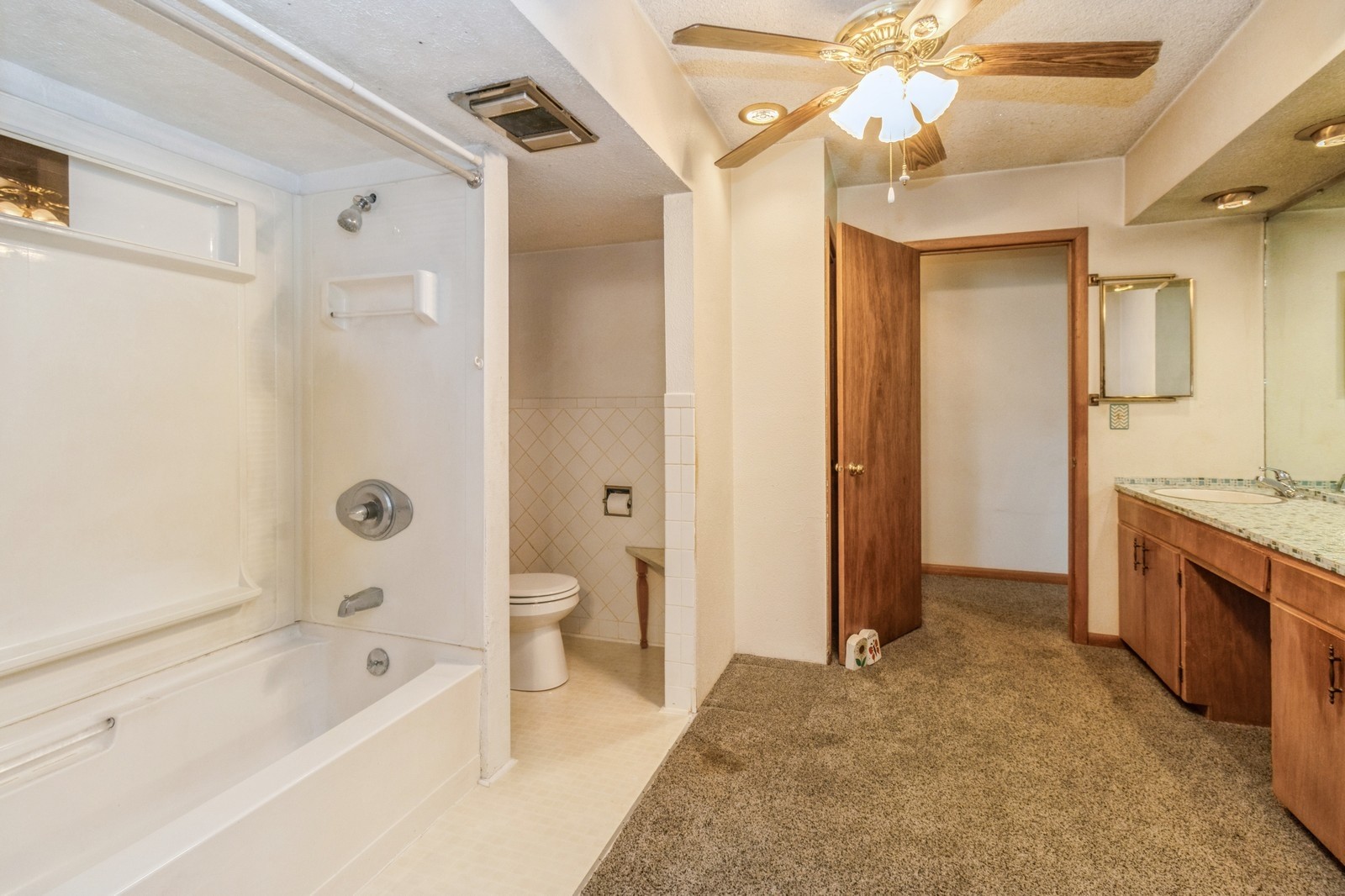 618 Patty Drive, Knoxville, Iowa image 30