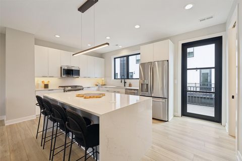 4840 Ingersoll Avenue Des Moines IA 50312