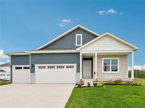 Homes For Sale - 3410 Paradise Lane<br/> Waukee, IA 50263