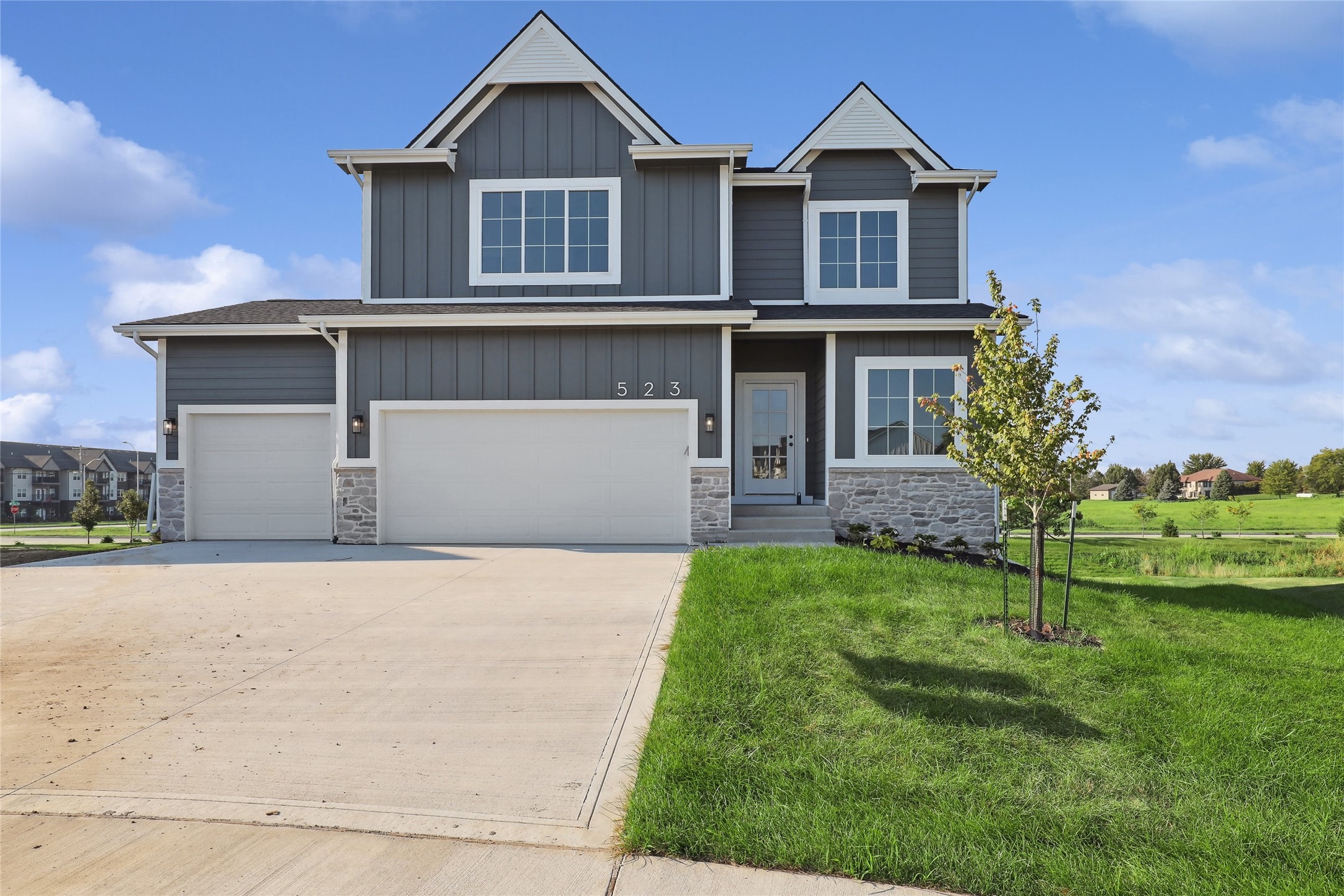 523 Dolce Court, West Des Moines, Iowa image 1