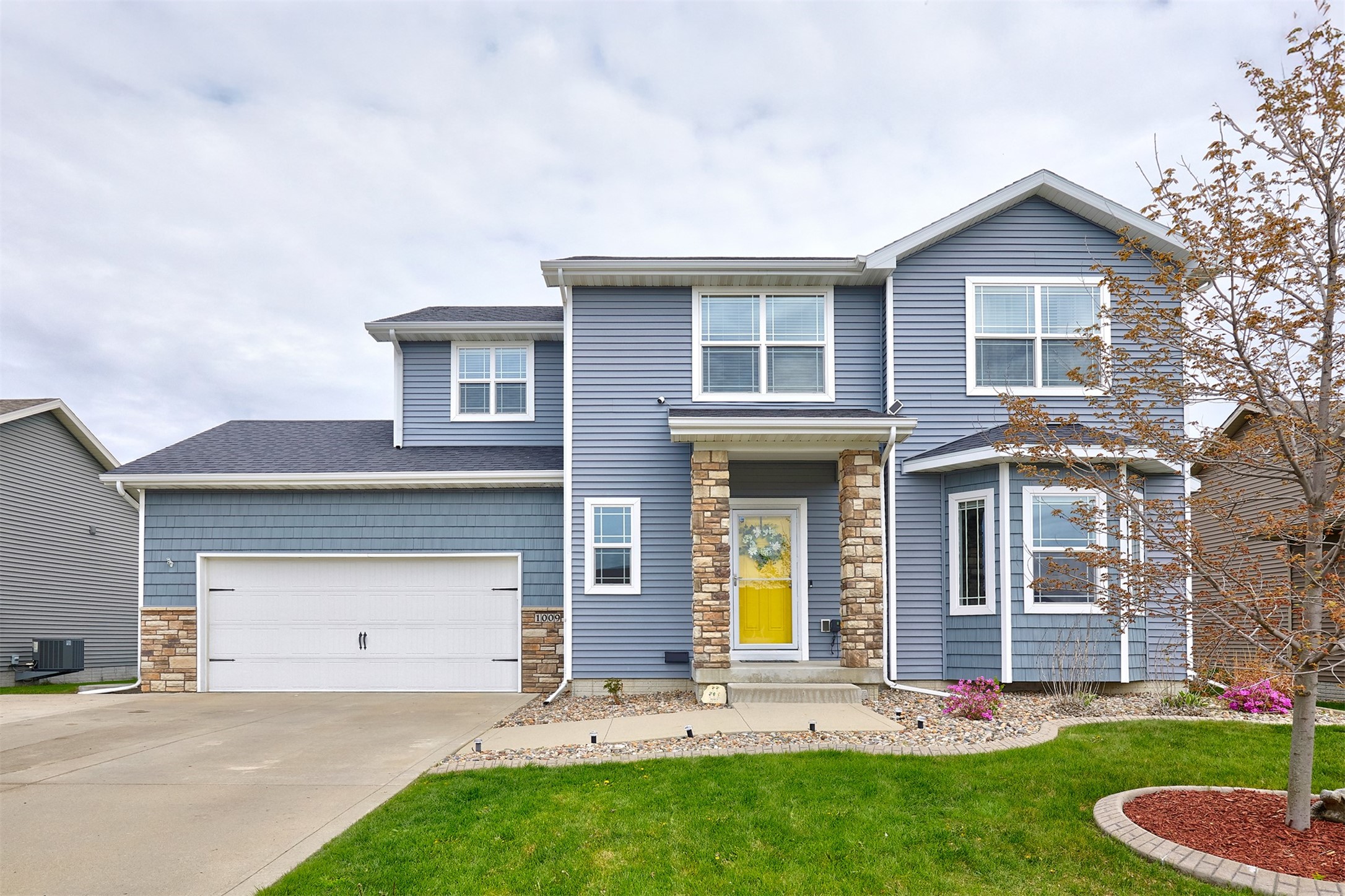 1009 NW Orchard Drive, Ankeny, Iowa image 1