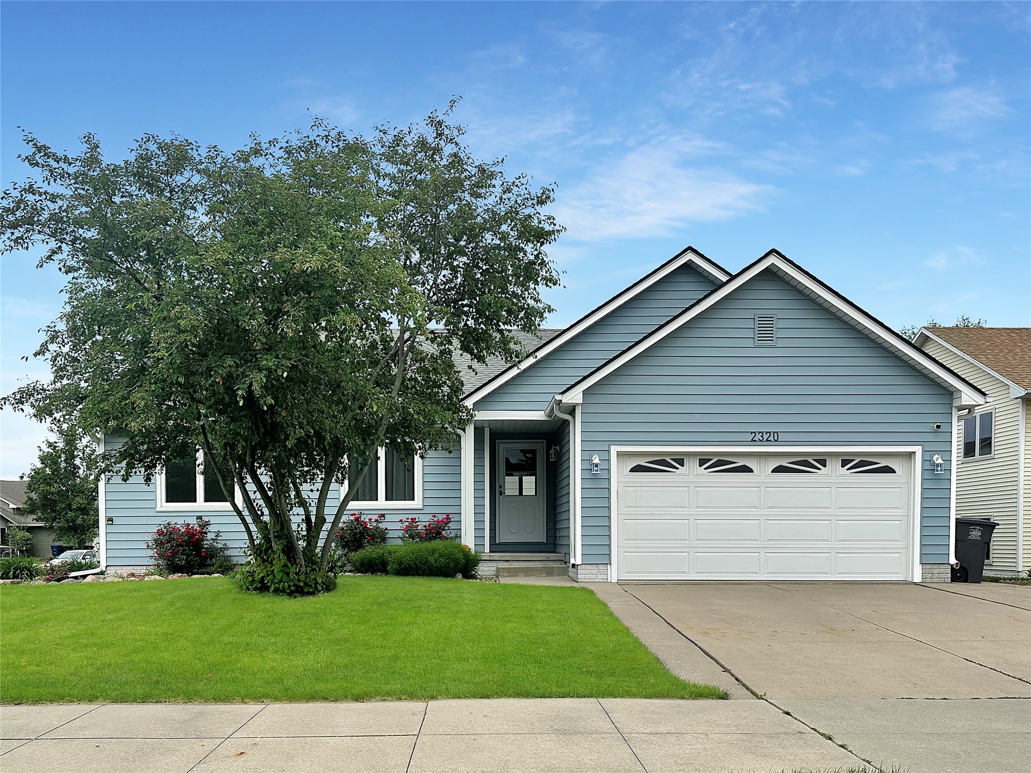 2320 Riverwoods Avenue, Des Moines, Iowa image 1