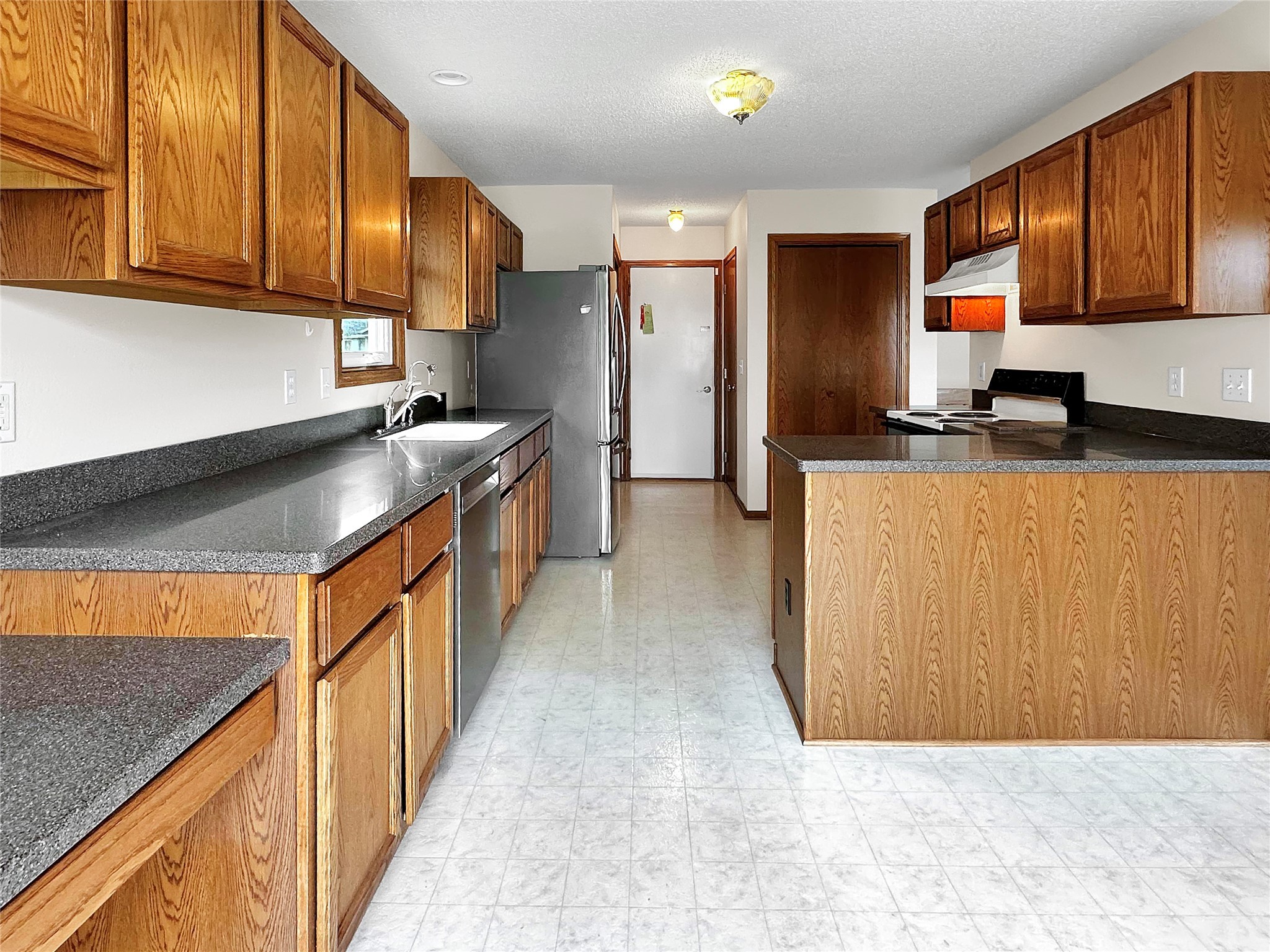 2320 Riverwoods Avenue, Des Moines, Iowa image 5