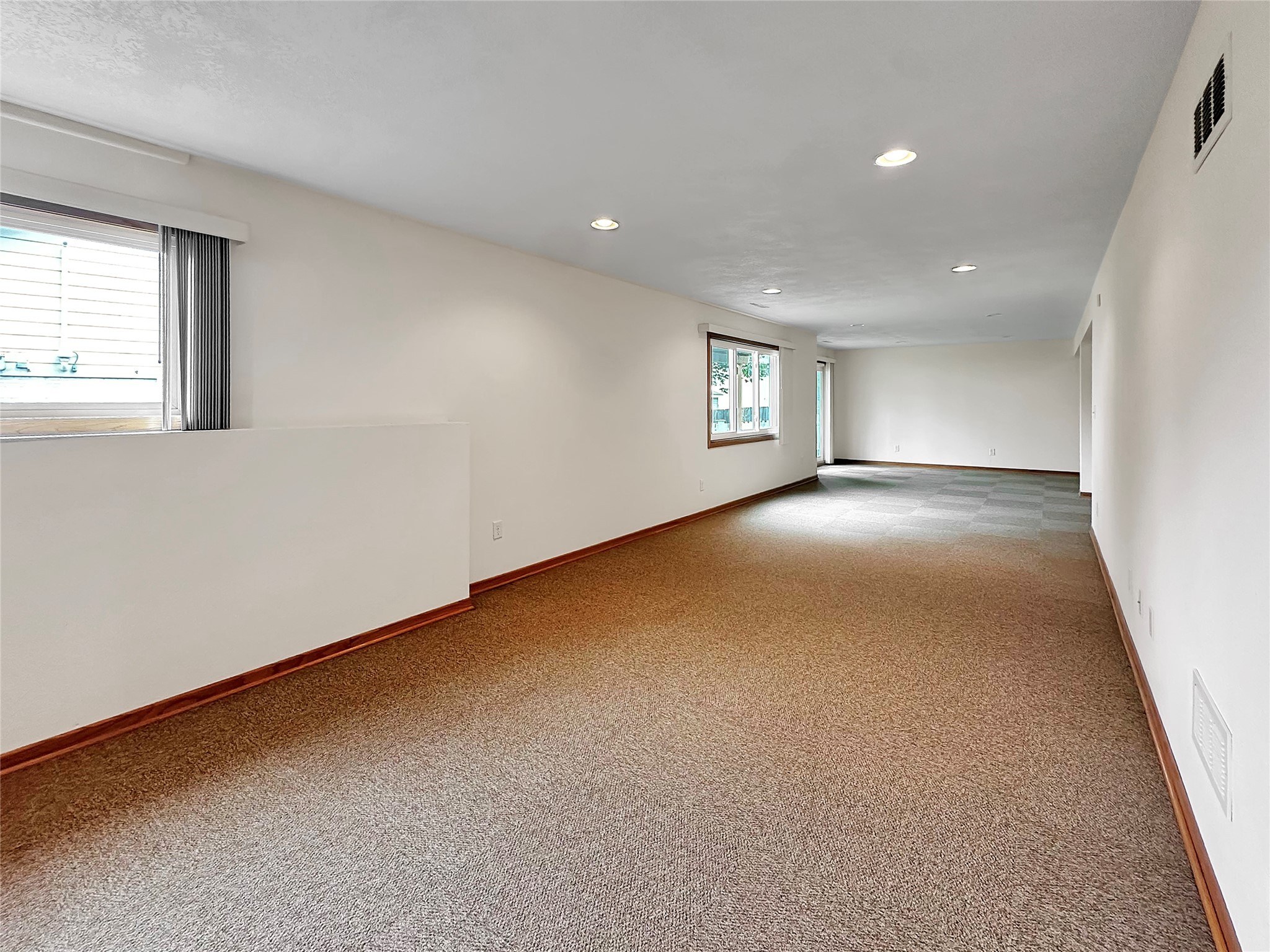 2320 Riverwoods Avenue, Des Moines, Iowa image 14