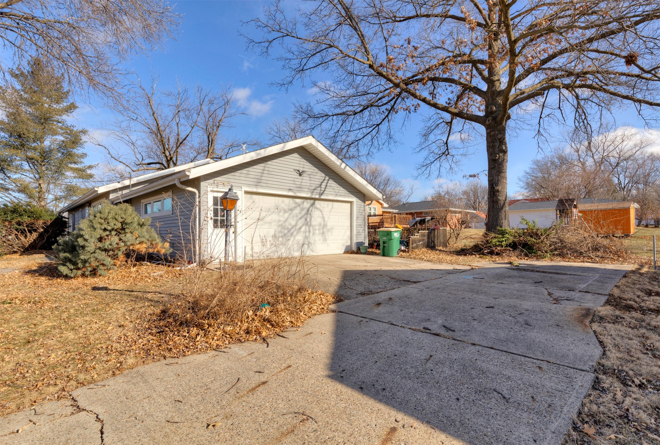 818 N E Street, Indianola, Iowa image 6