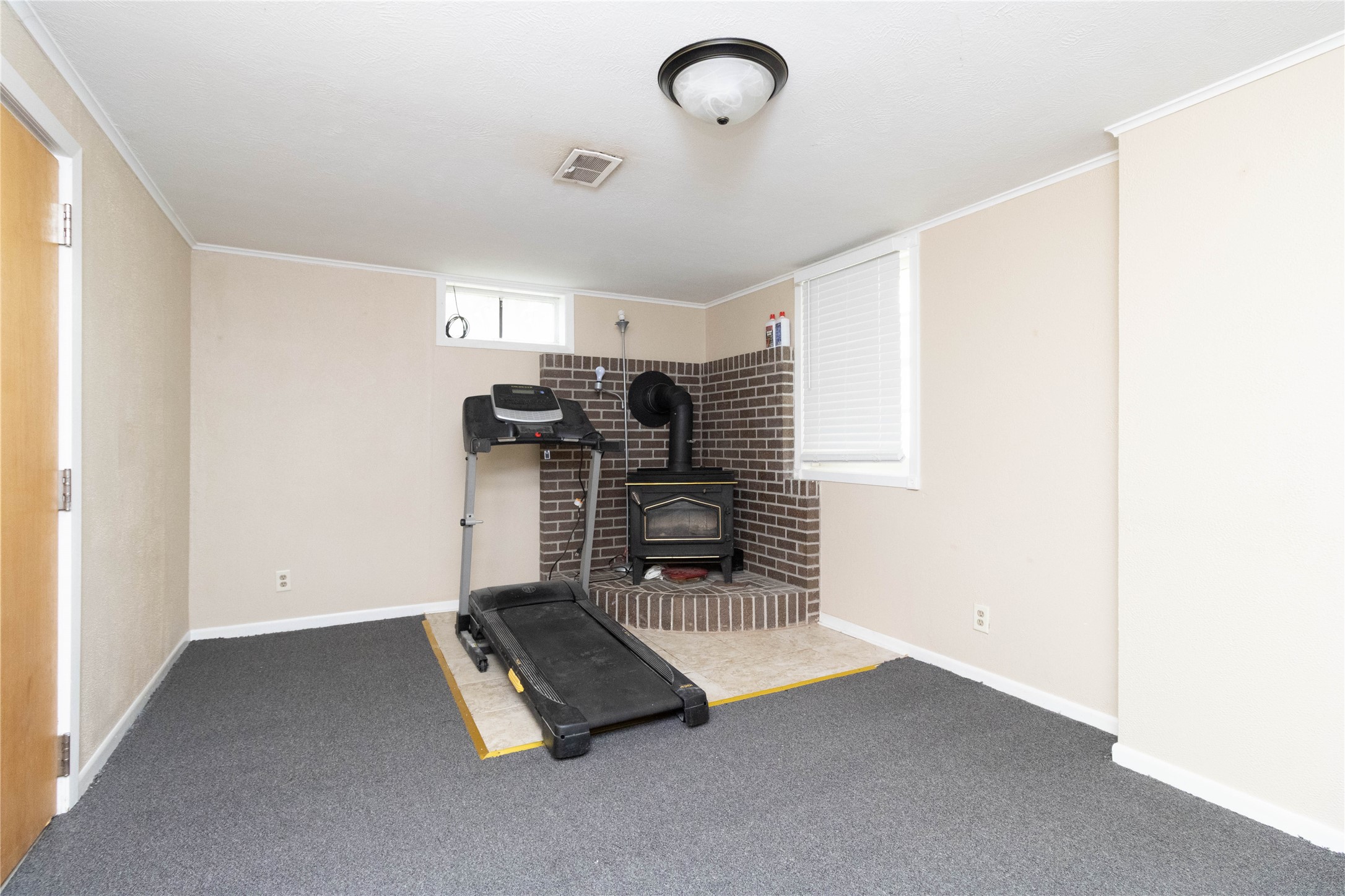 3926 Lynner Drive, Des Moines, Iowa image 13
