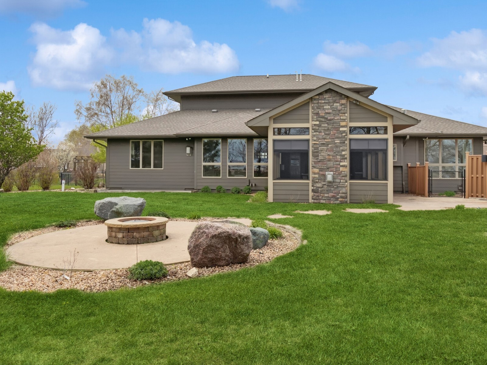 3752 103rd Place, Ankeny, Iowa image 34