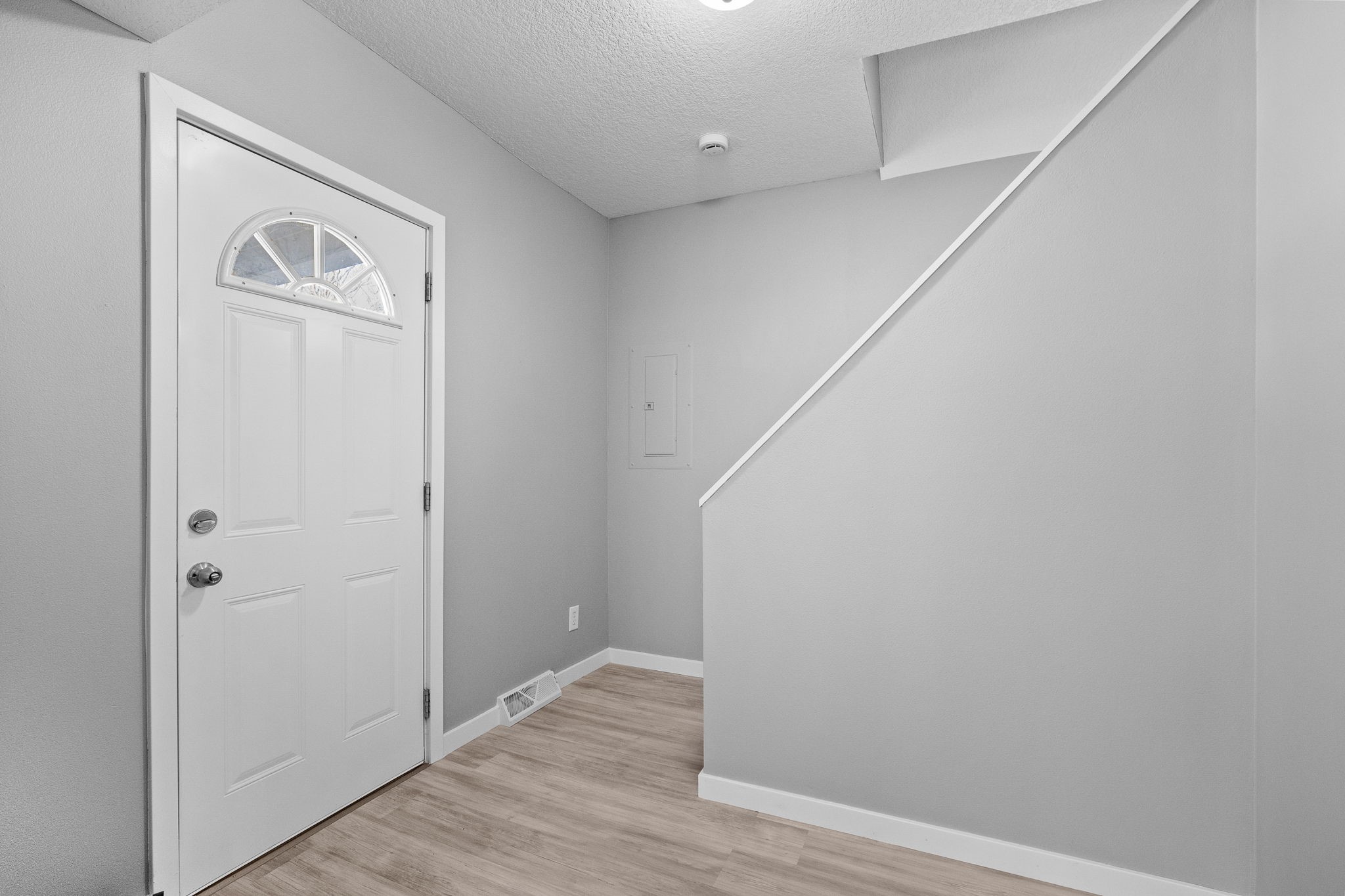1323 De Wolf Street, Des Moines, Iowa image 3