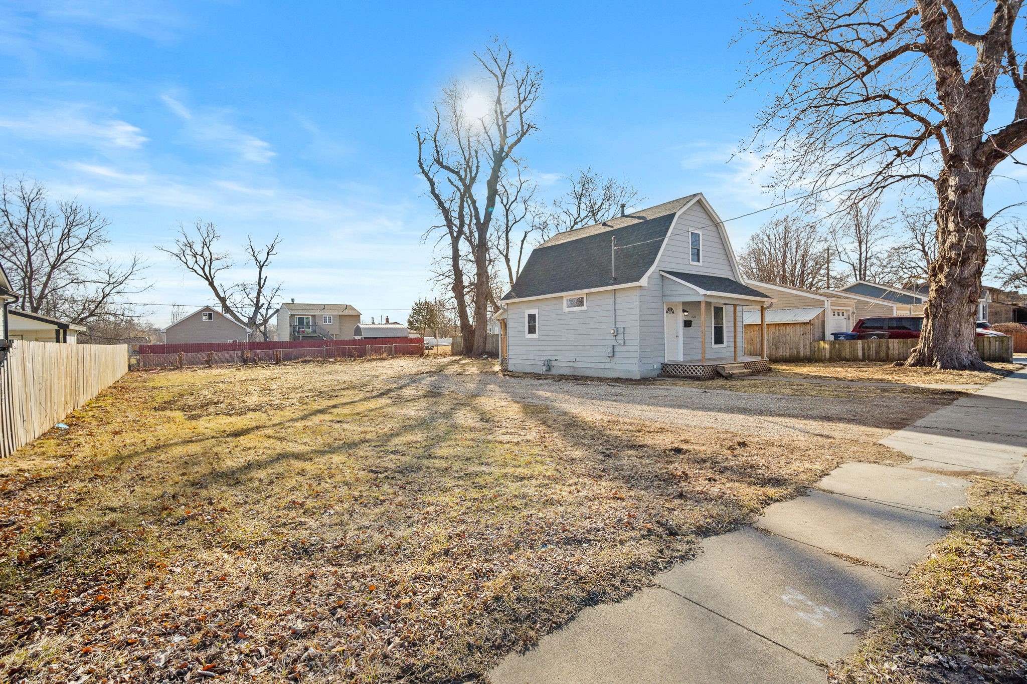 1323 De Wolf Street, Des Moines, Iowa image 2