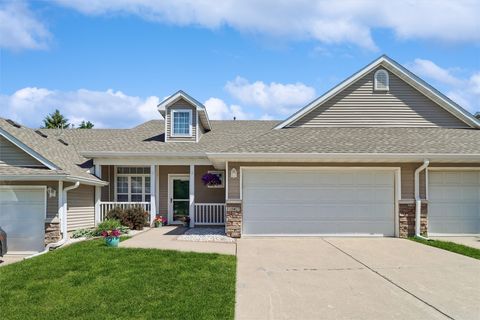 Condo For Sale - 1047 NW Prairie Ridge Drive<br/> Ankeny, IA 50023