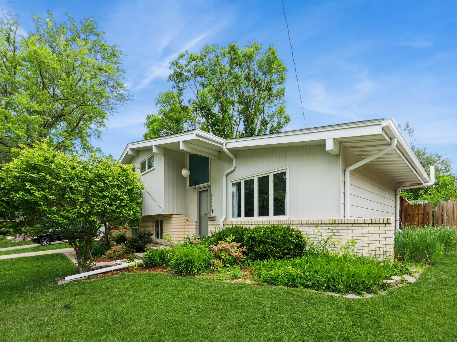 4305 43rd Street, Des Moines, Iowa image 4