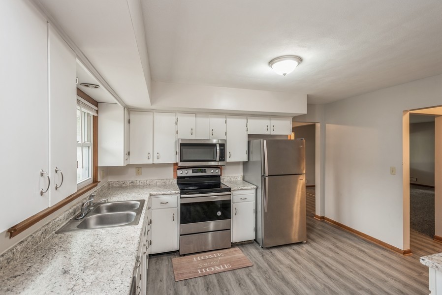 214 SE 9th Street, Ankeny, Iowa image 3