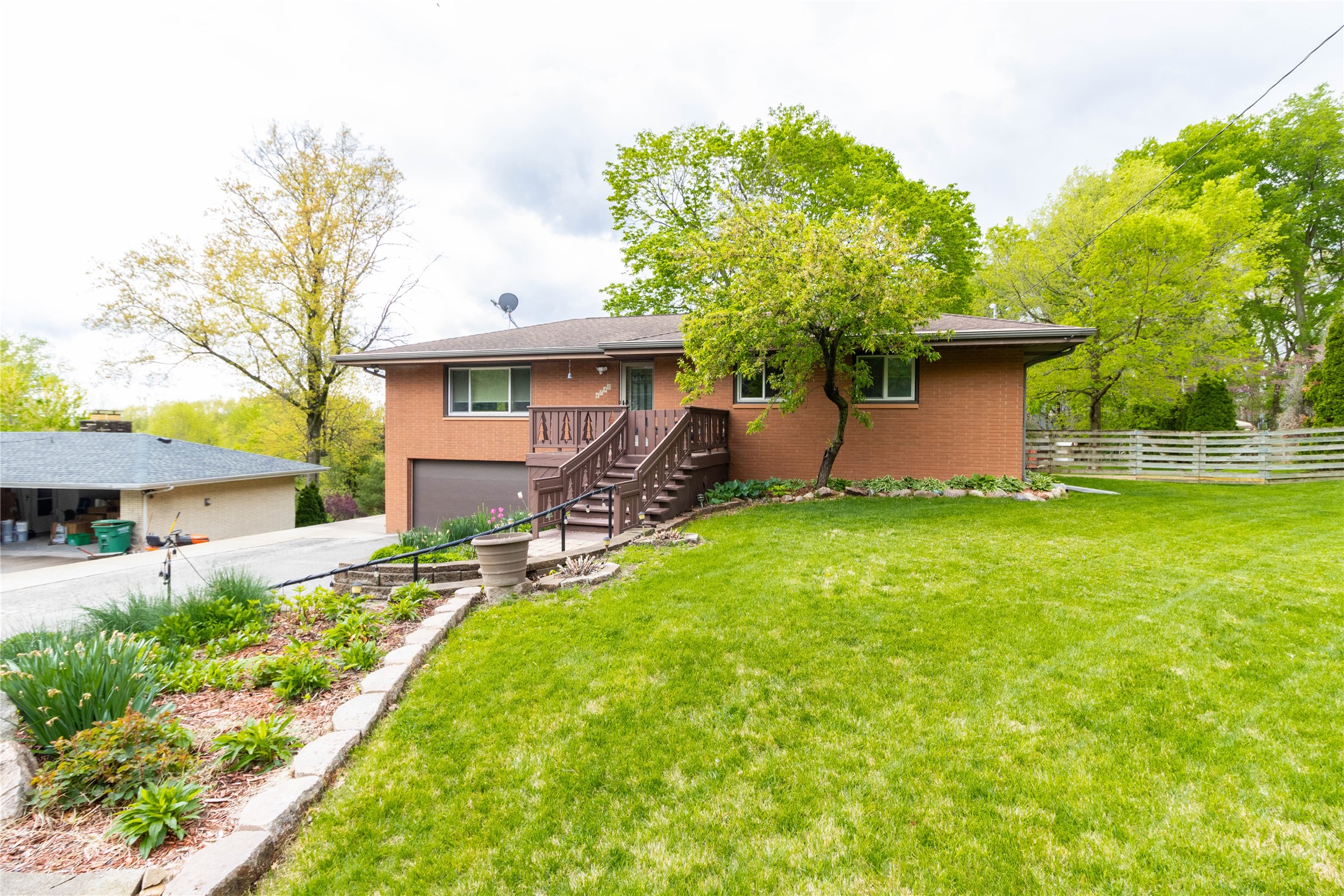 6740 NW Timberline Drive, Des Moines, Iowa image 2