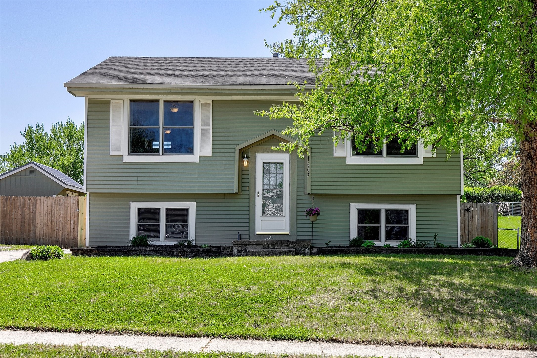 1607 W Franklin Avenue, Indianola, Iowa image 1