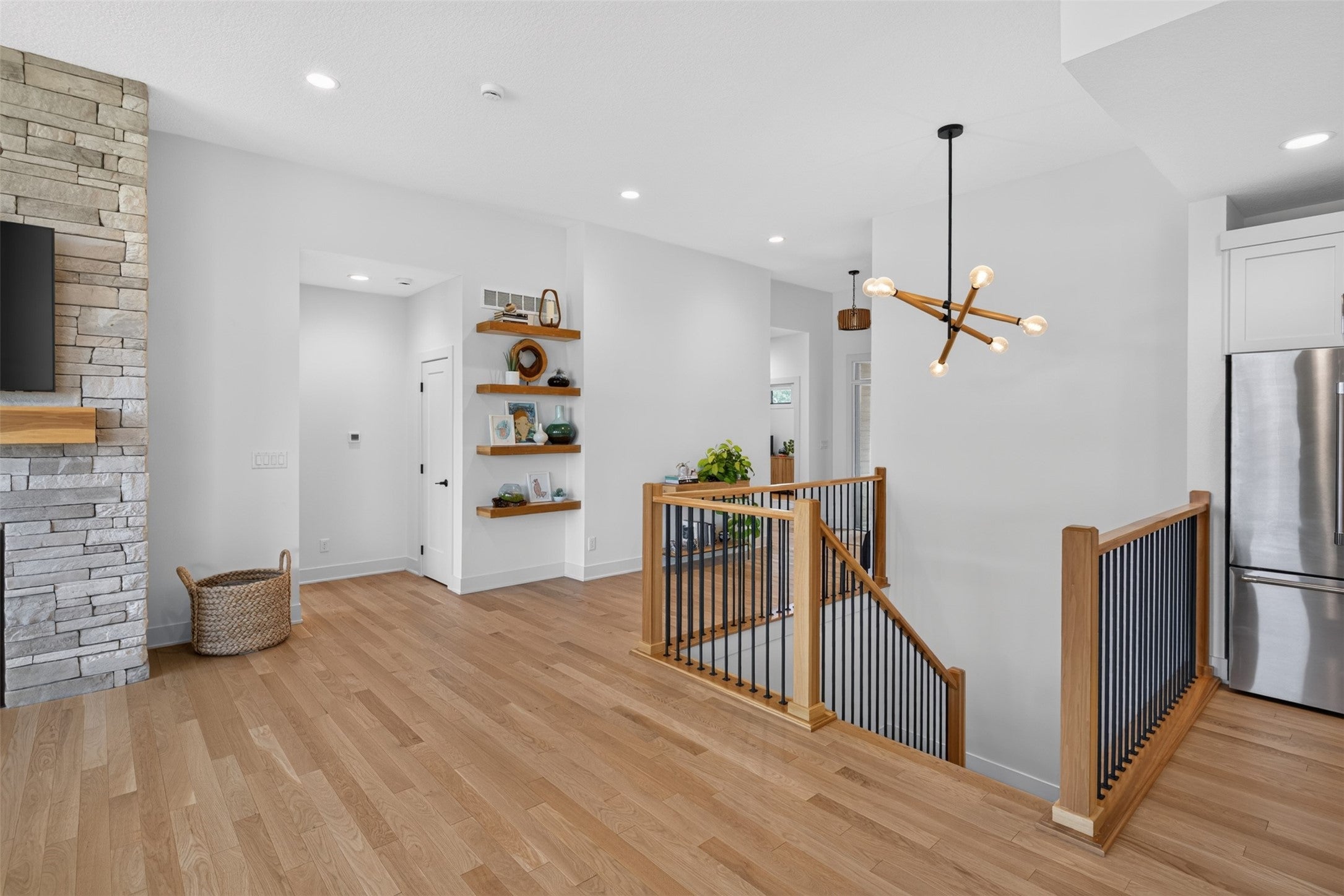 125 NW Alderleaf Drive