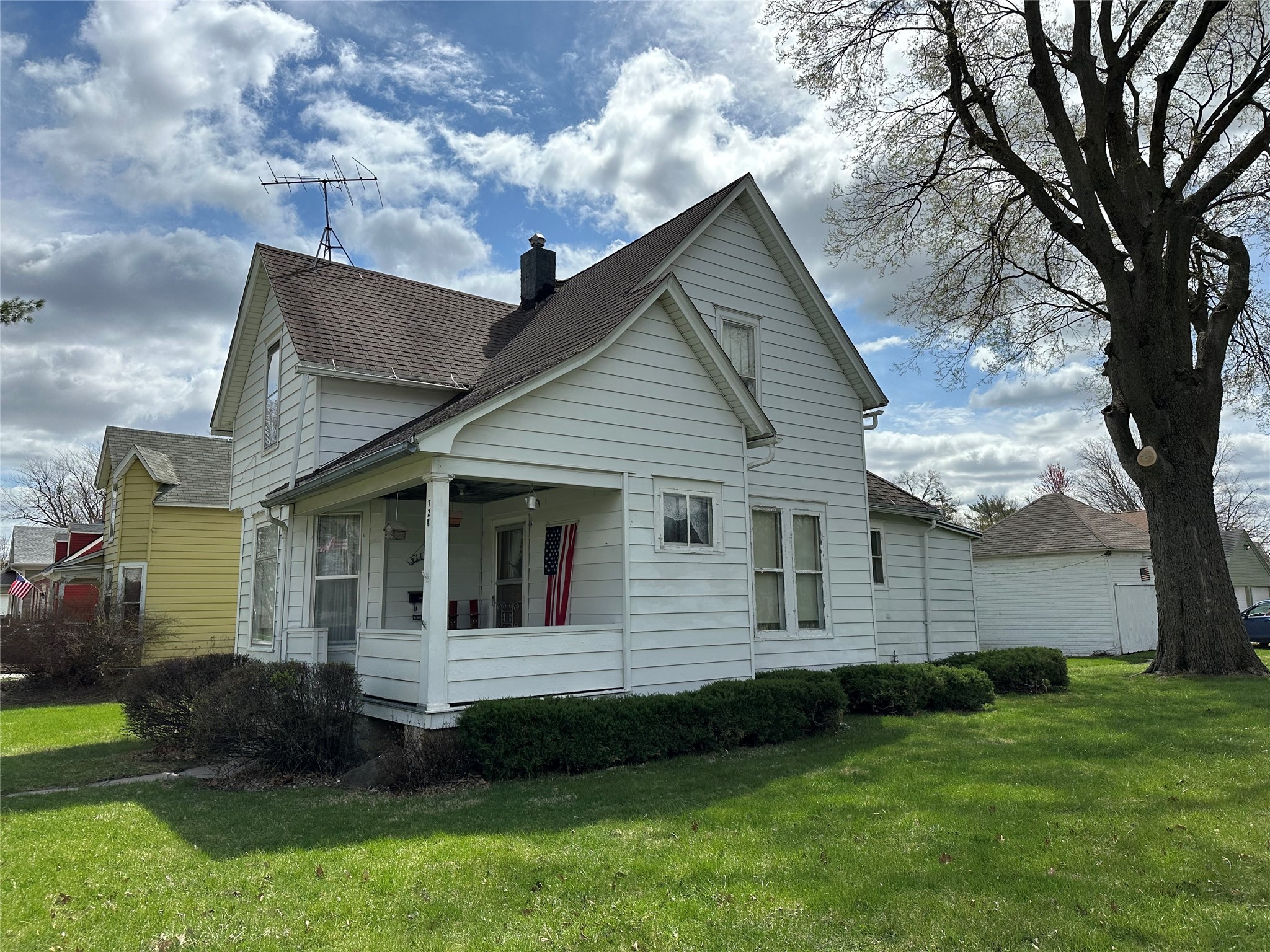 728 W Green Street, Winterset, Iowa image 3