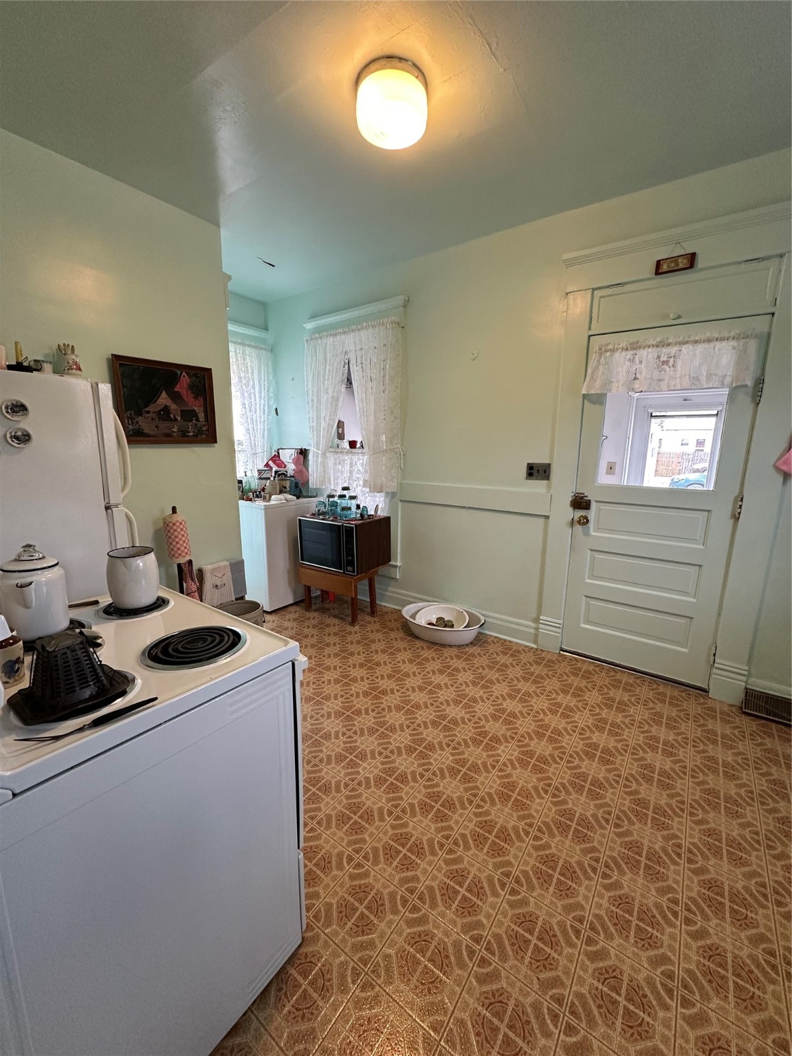 728 W Green Street, Winterset, Iowa image 11