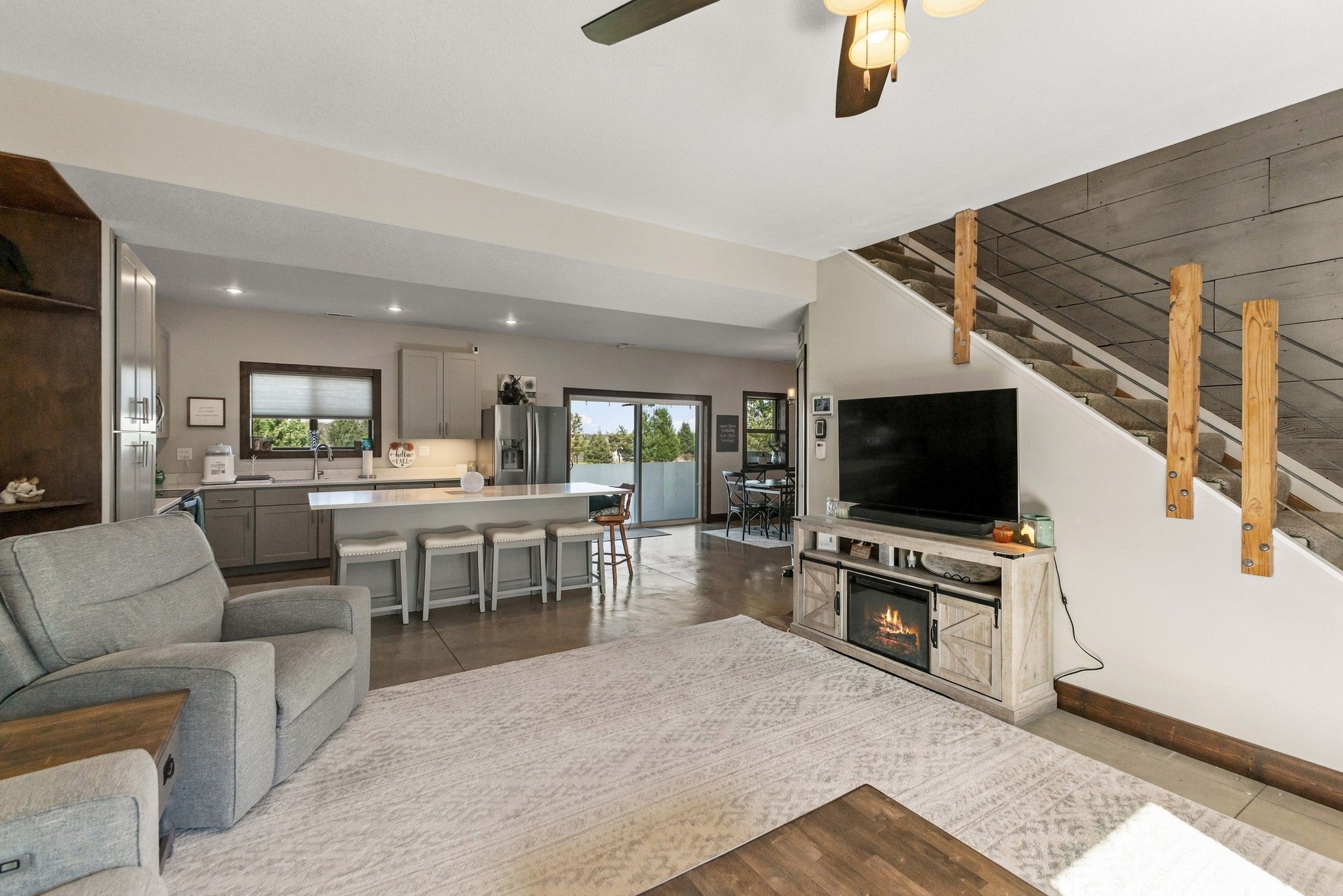 19597 Hilltop Court