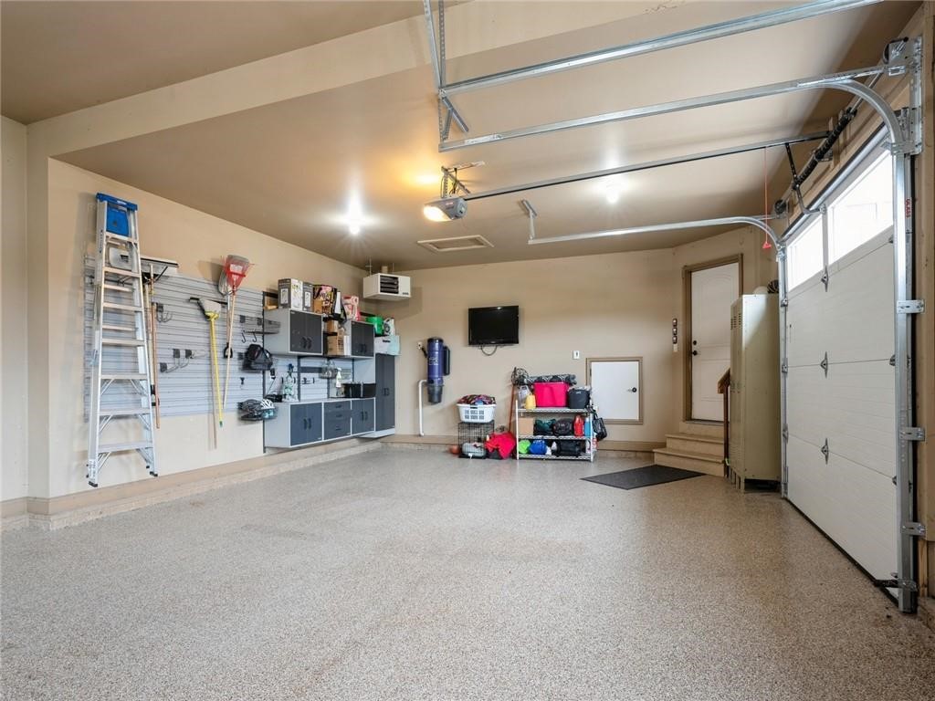 2319 Hearthstone Circle, Altoona, Iowa image 21