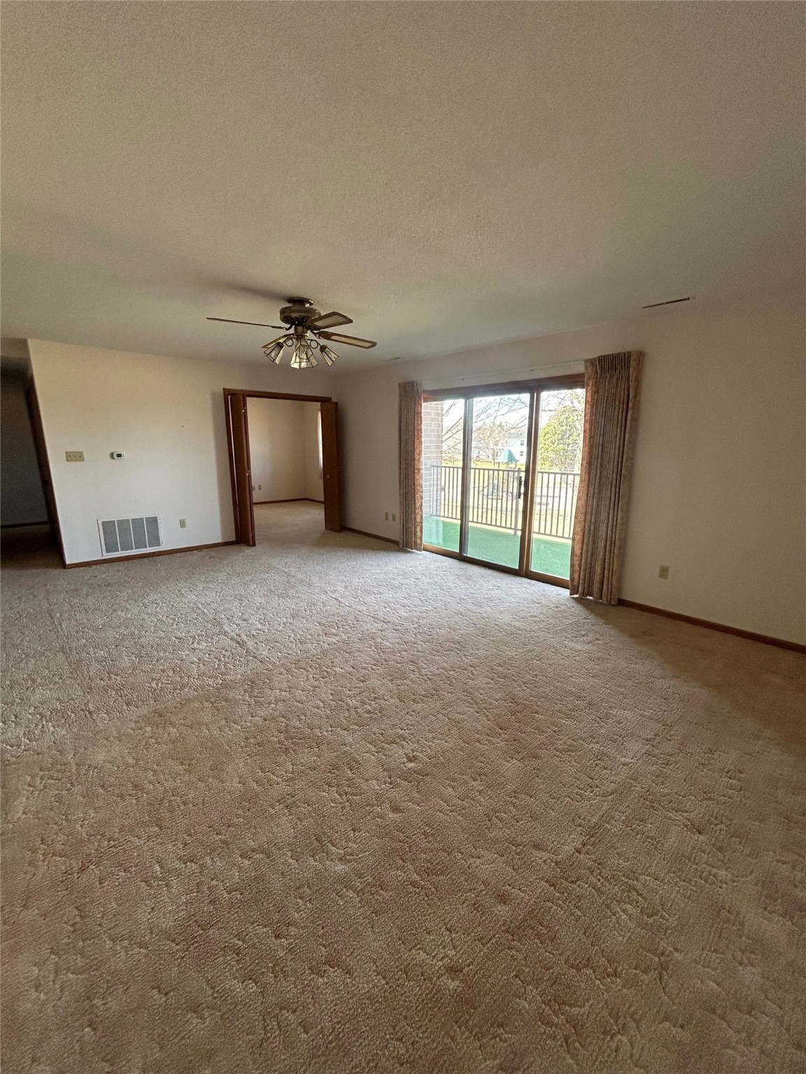 2005 Spring Street #U103, Grinnell, Iowa image 8
