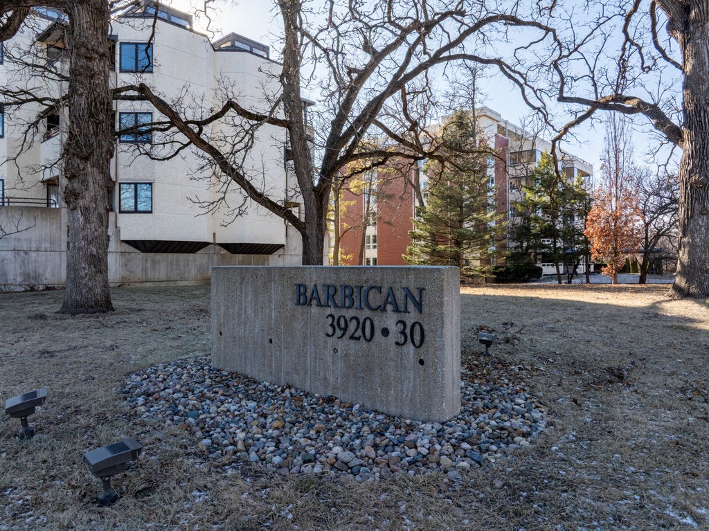 3930 Grand Avenue 306