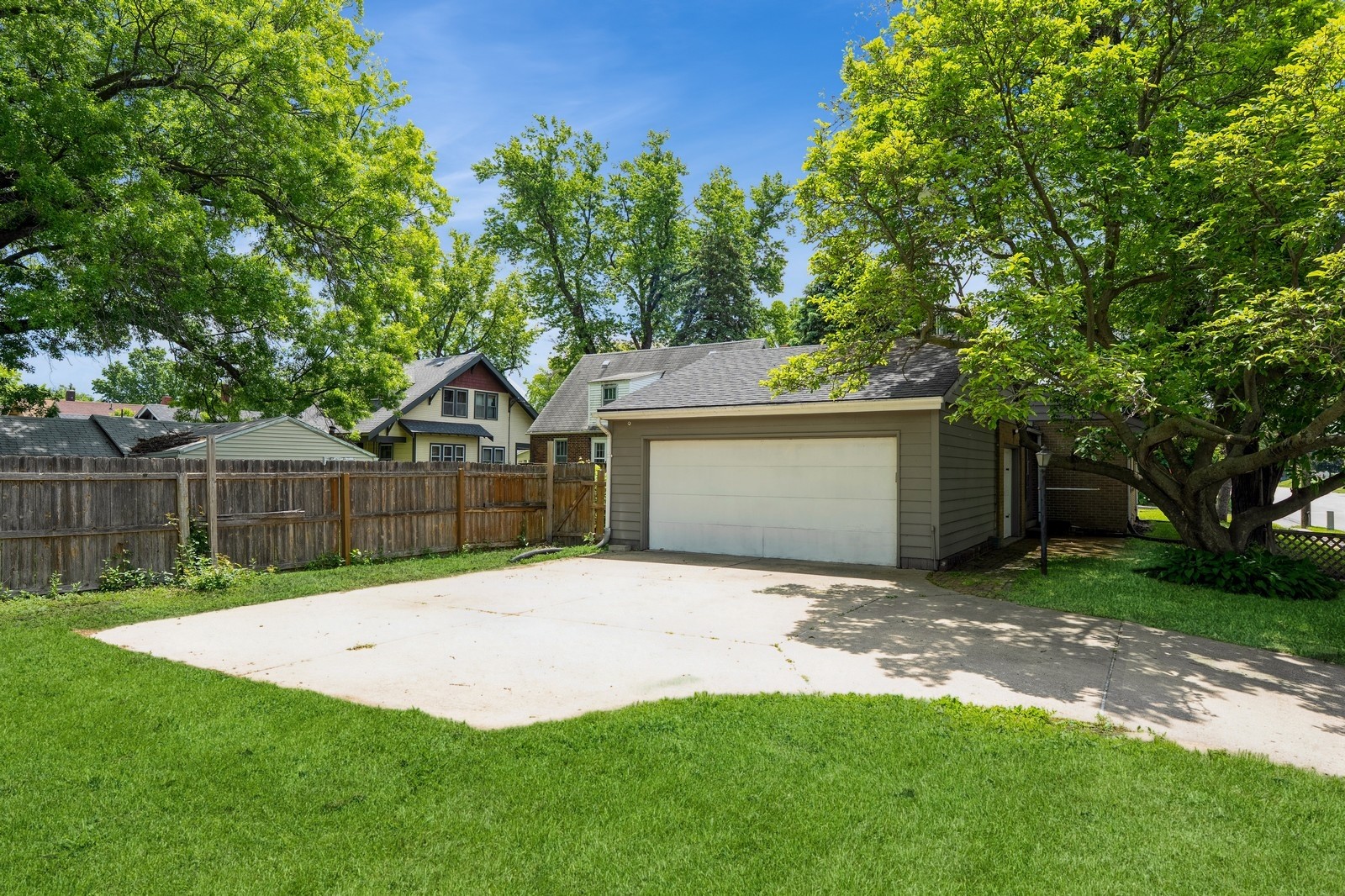 1400 Mattern Avenue, Des Moines, Iowa image 4