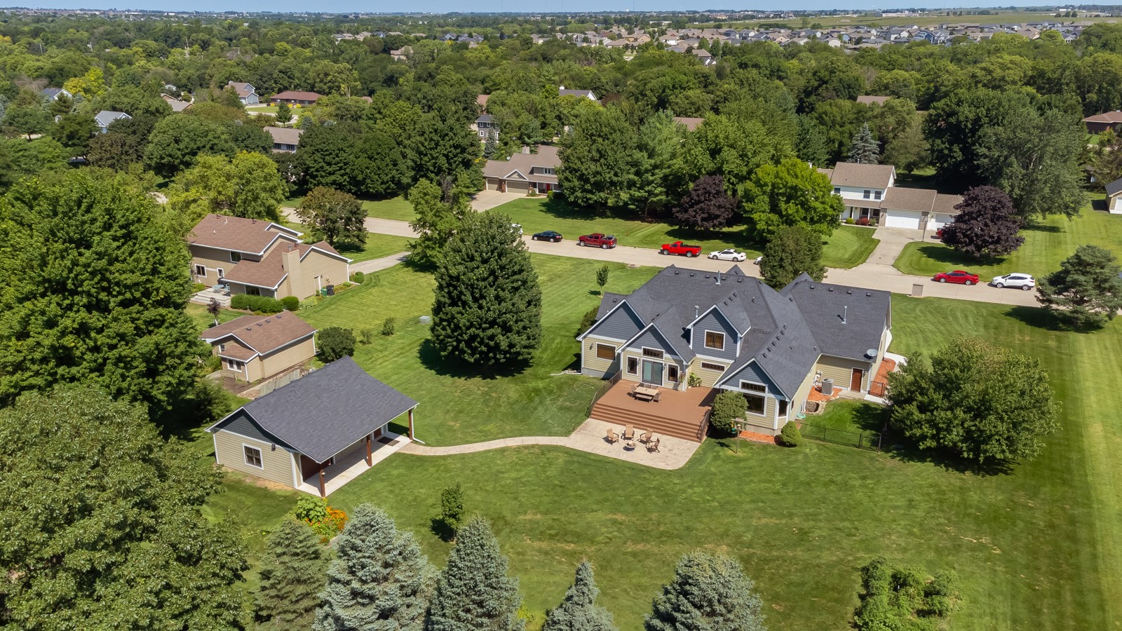 2811 NE 96th Avenue, Ankeny, Iowa image 2