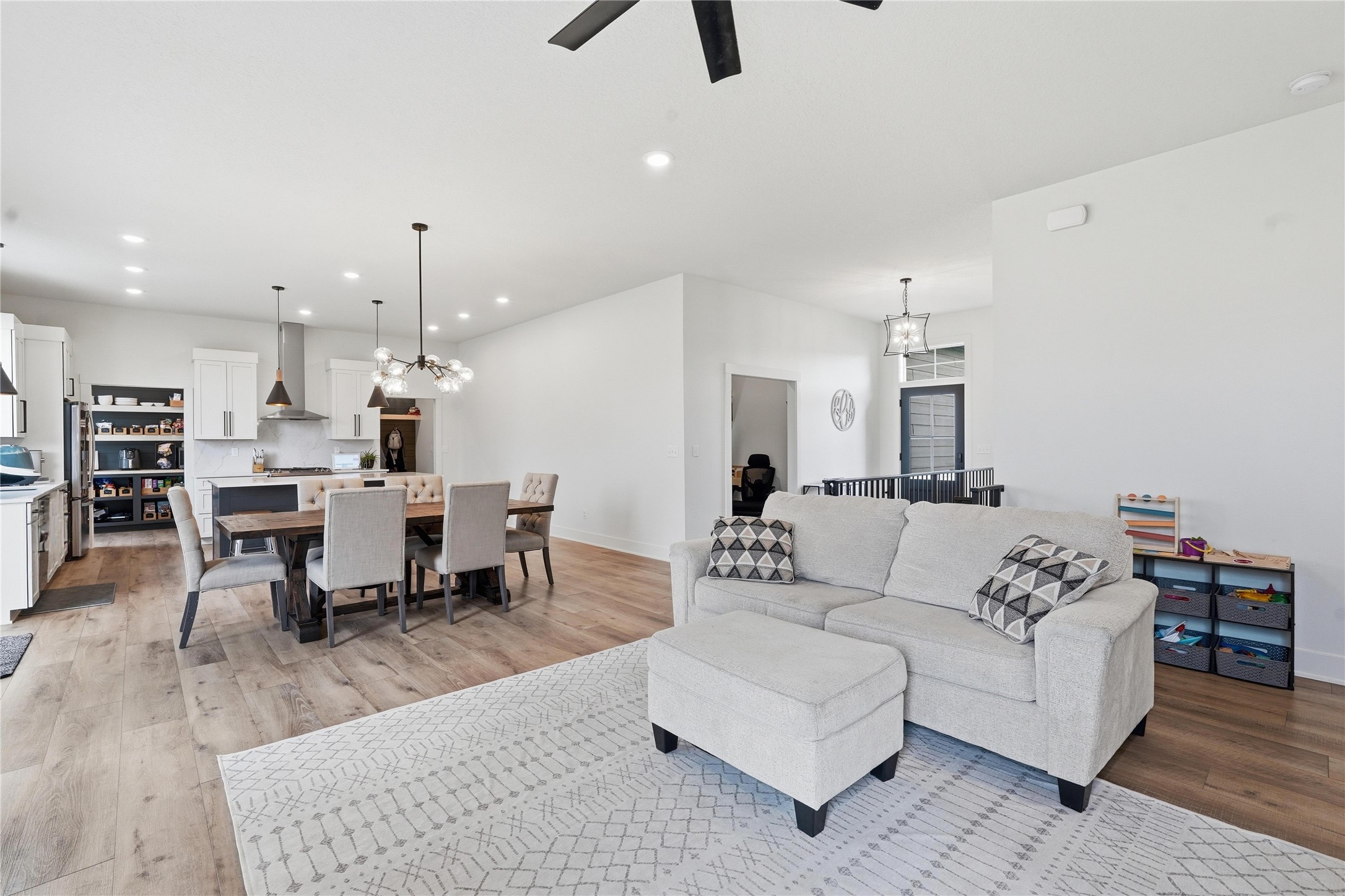 808 Willow Valley Drive