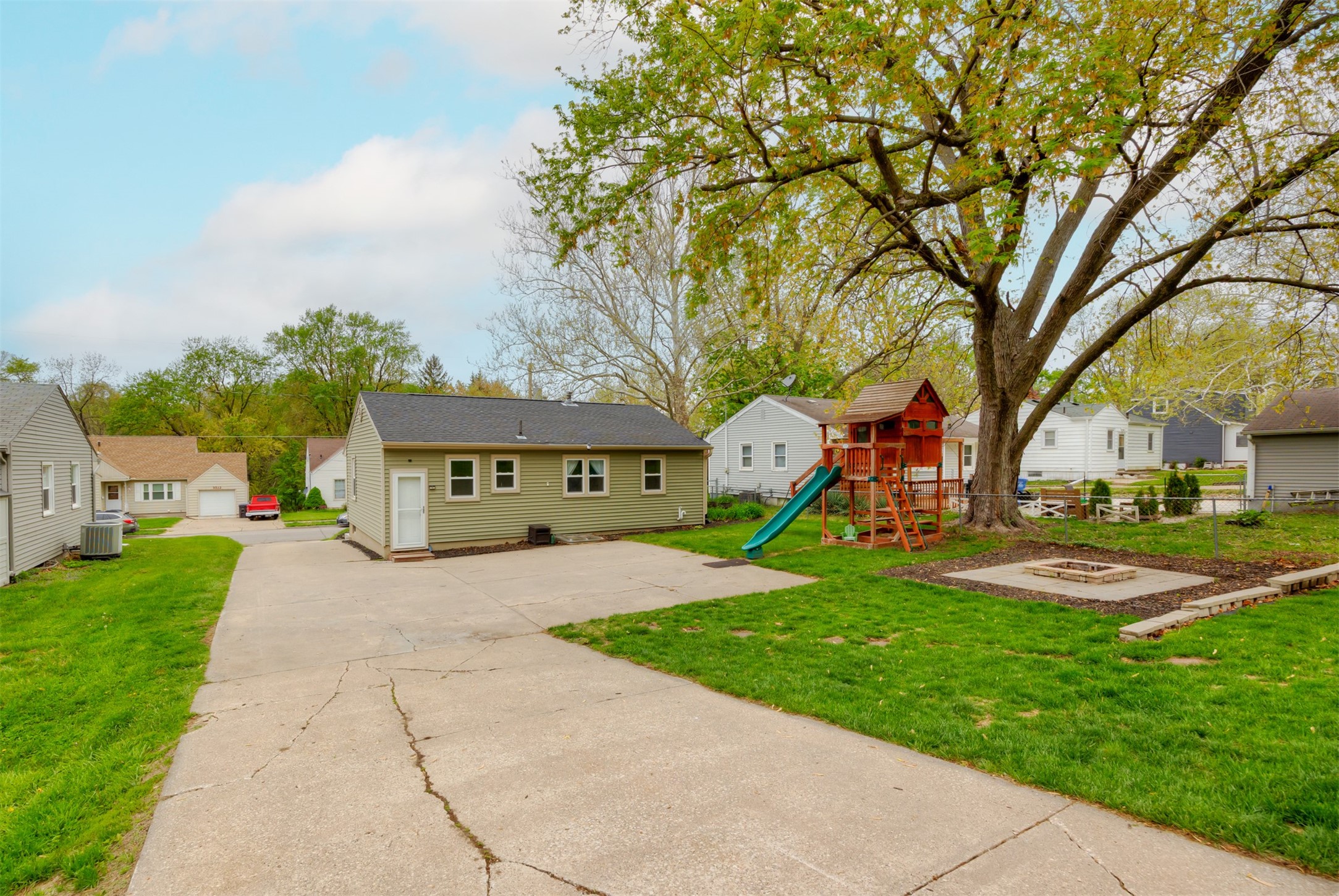 3513 62nd Street, Des Moines, Iowa image 2