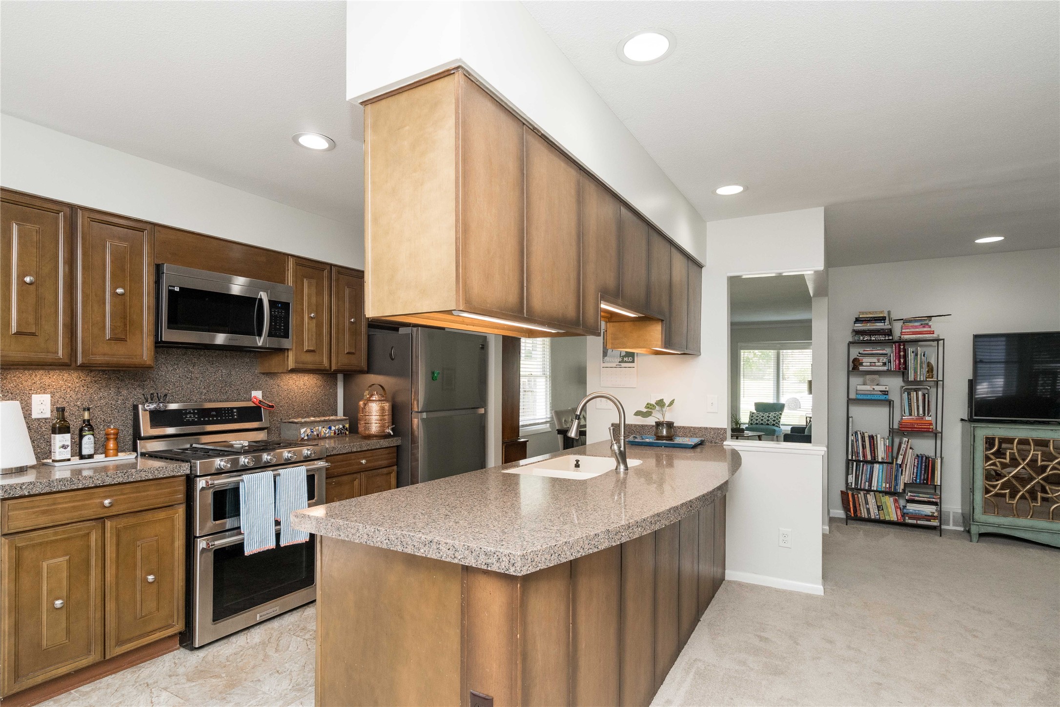 1233 24th Street, West Des Moines, Iowa image 8