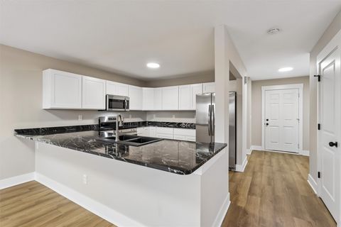 1363 93rd Street West Des Moines IA 50266