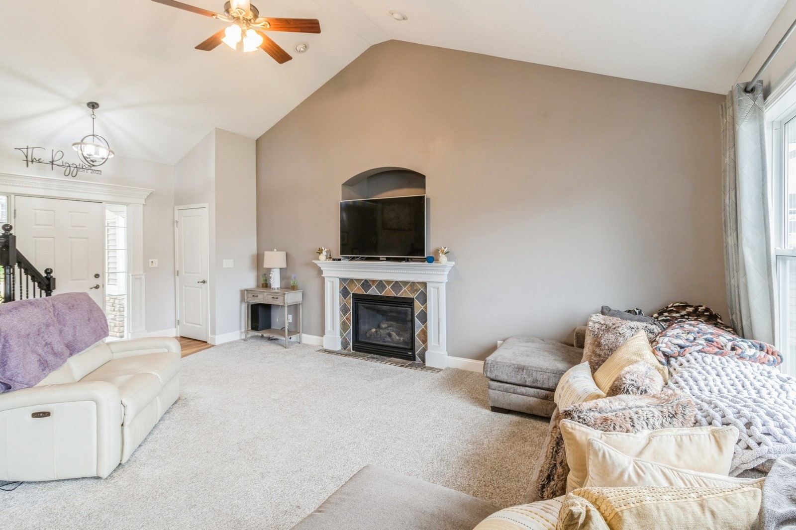 2105 SE Leeann Drive, Waukee, Iowa image 3