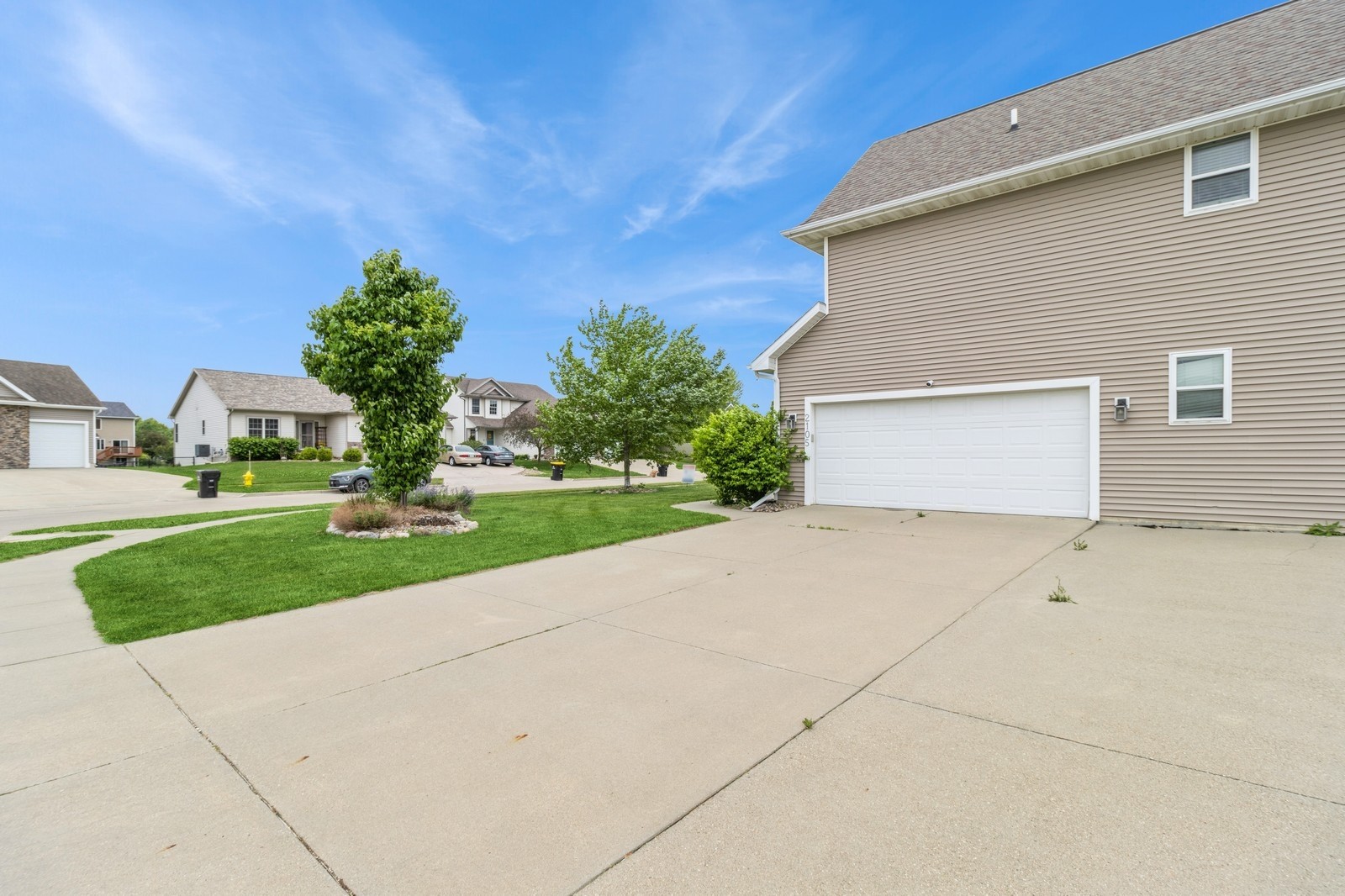 2105 SE Leeann Drive, Waukee, Iowa image 24