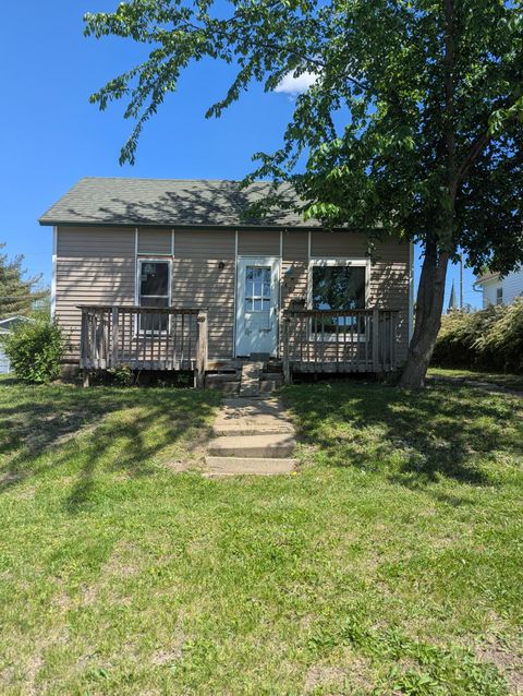 Homes For Sale - 409 N Oak Street<br/> Union County, Creston, IA 50801