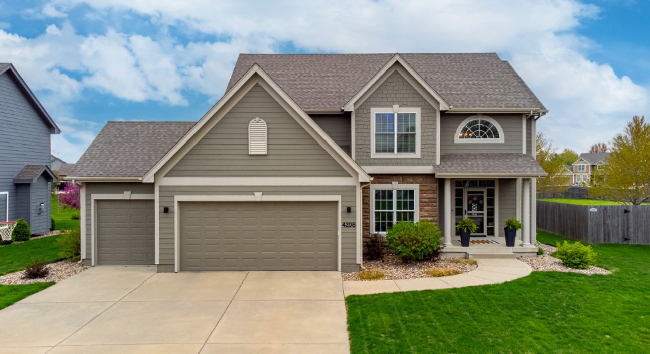 4208 SW Camden Ridge Drive, Ankeny, Iowa image 1