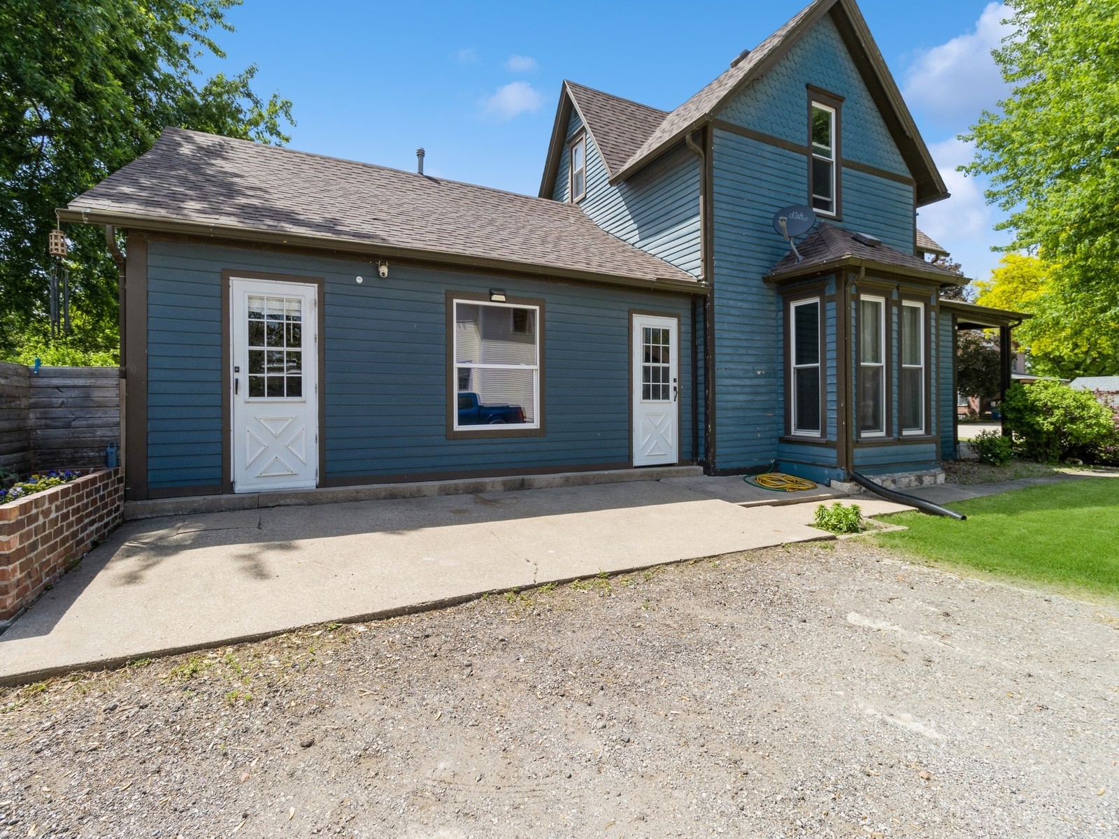 609 E Salem Avenue, Indianola, Iowa image 2