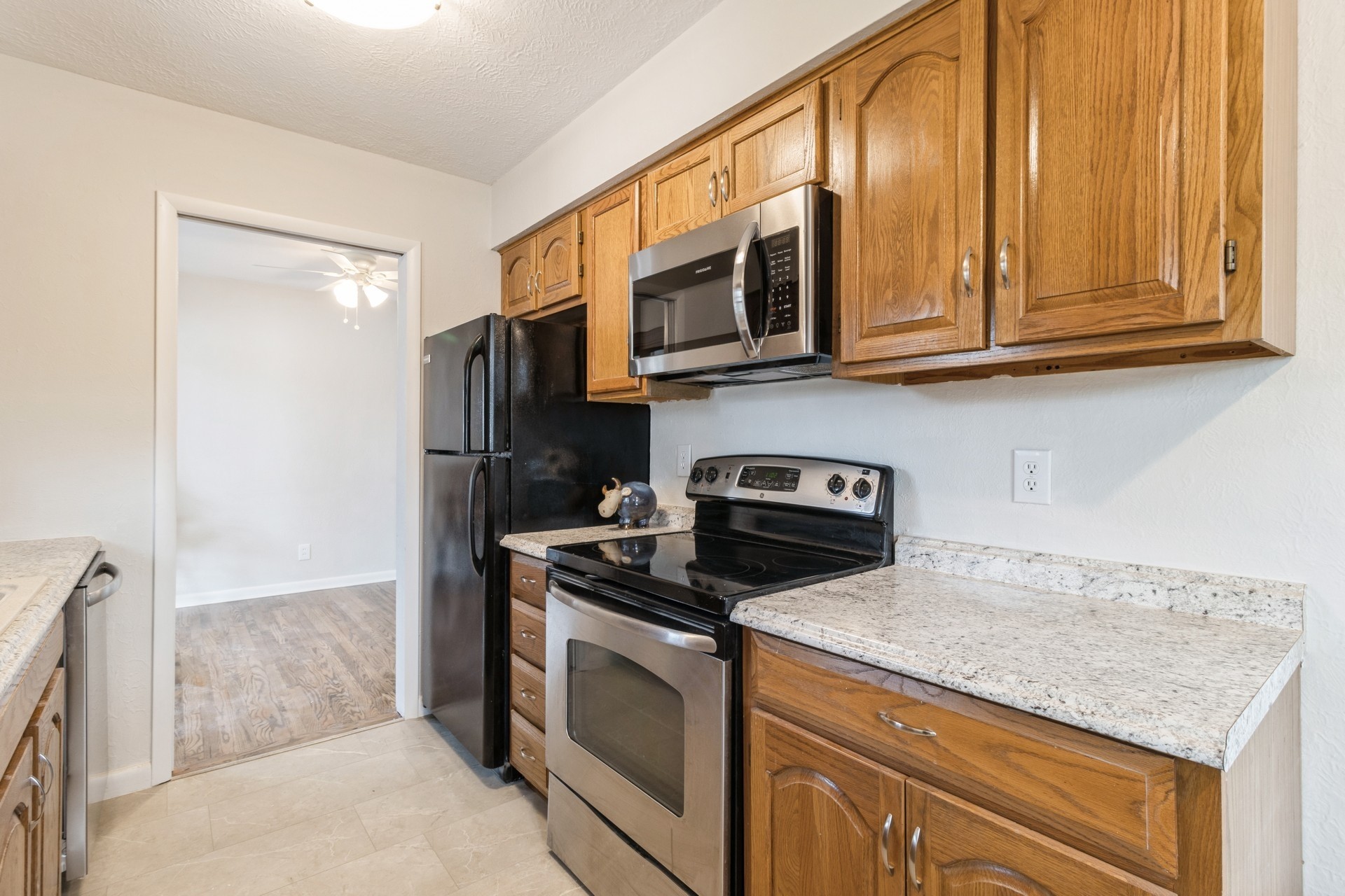 1813 Pearl Drive, West Des Moines, Iowa image 8