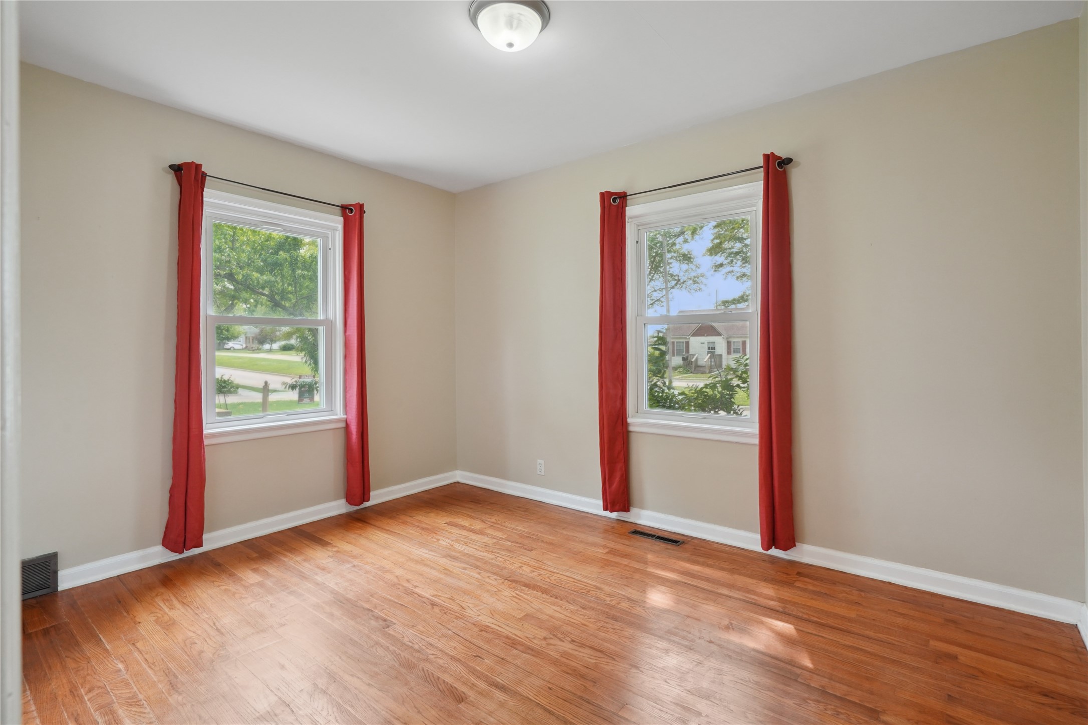 105 N Park Lane Drive, Knoxville, Iowa image 13