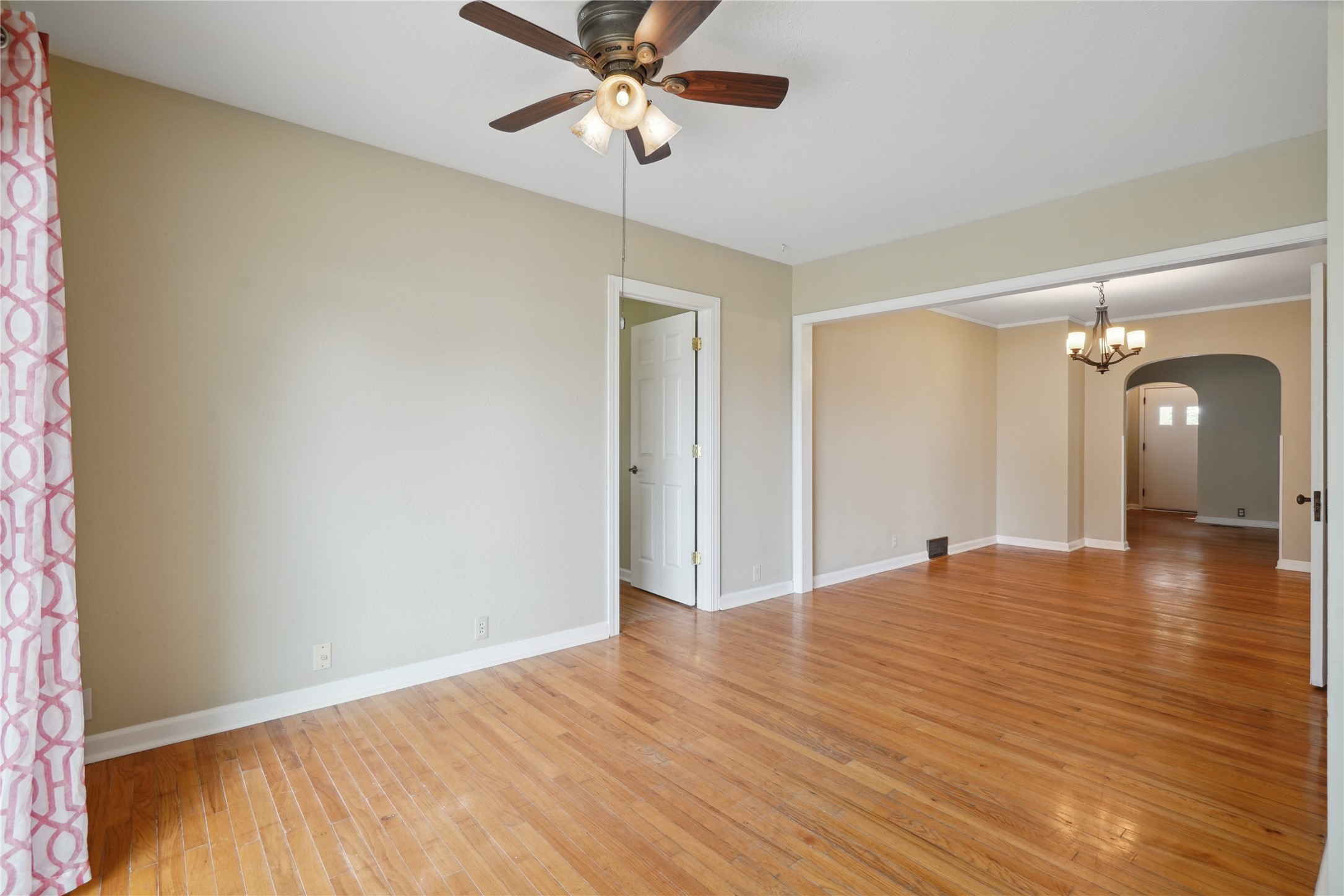 105 N Park Lane Drive, Knoxville, Iowa image 8