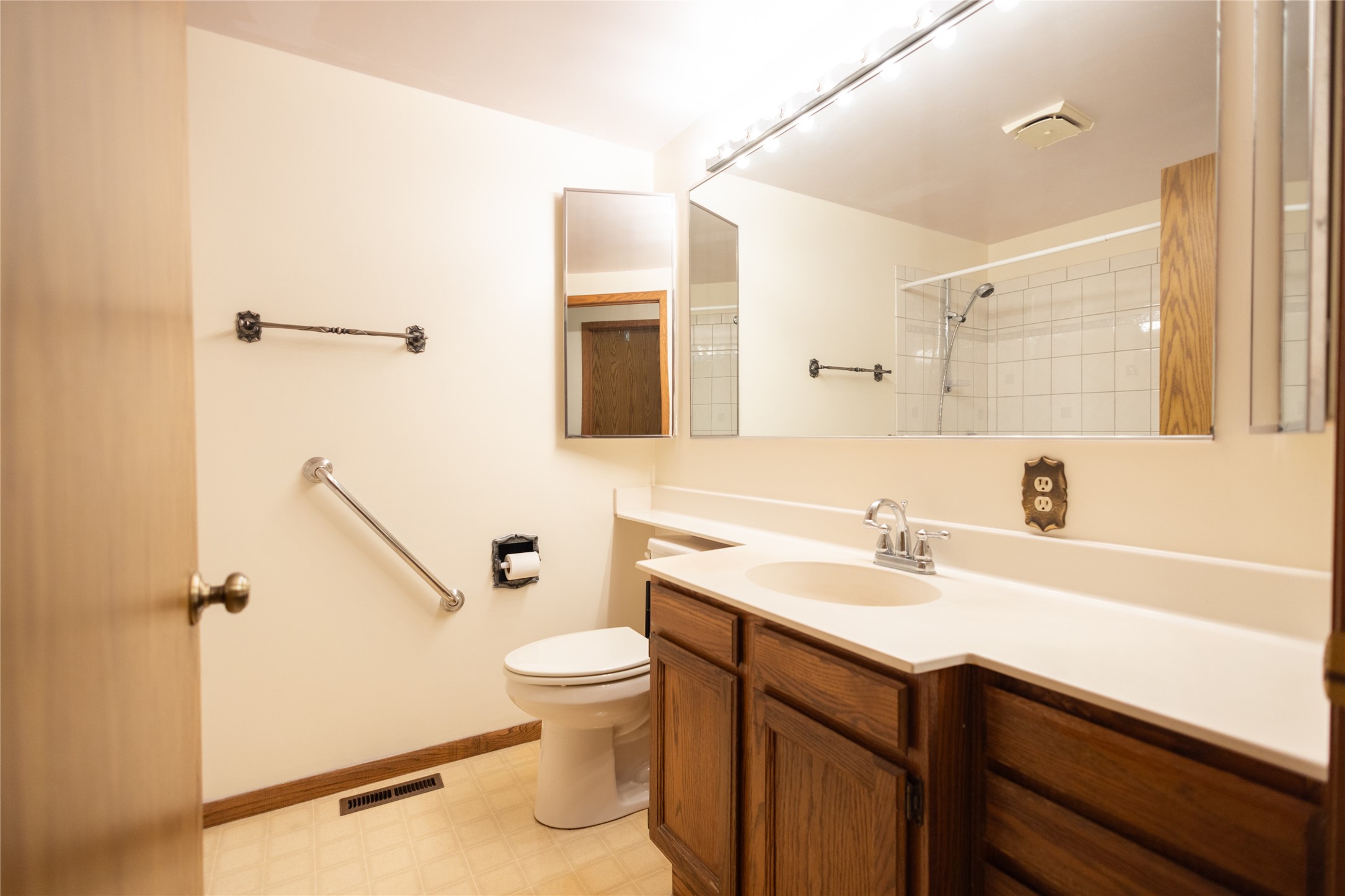 608 16th Avenue, Grinnell, Iowa image 14