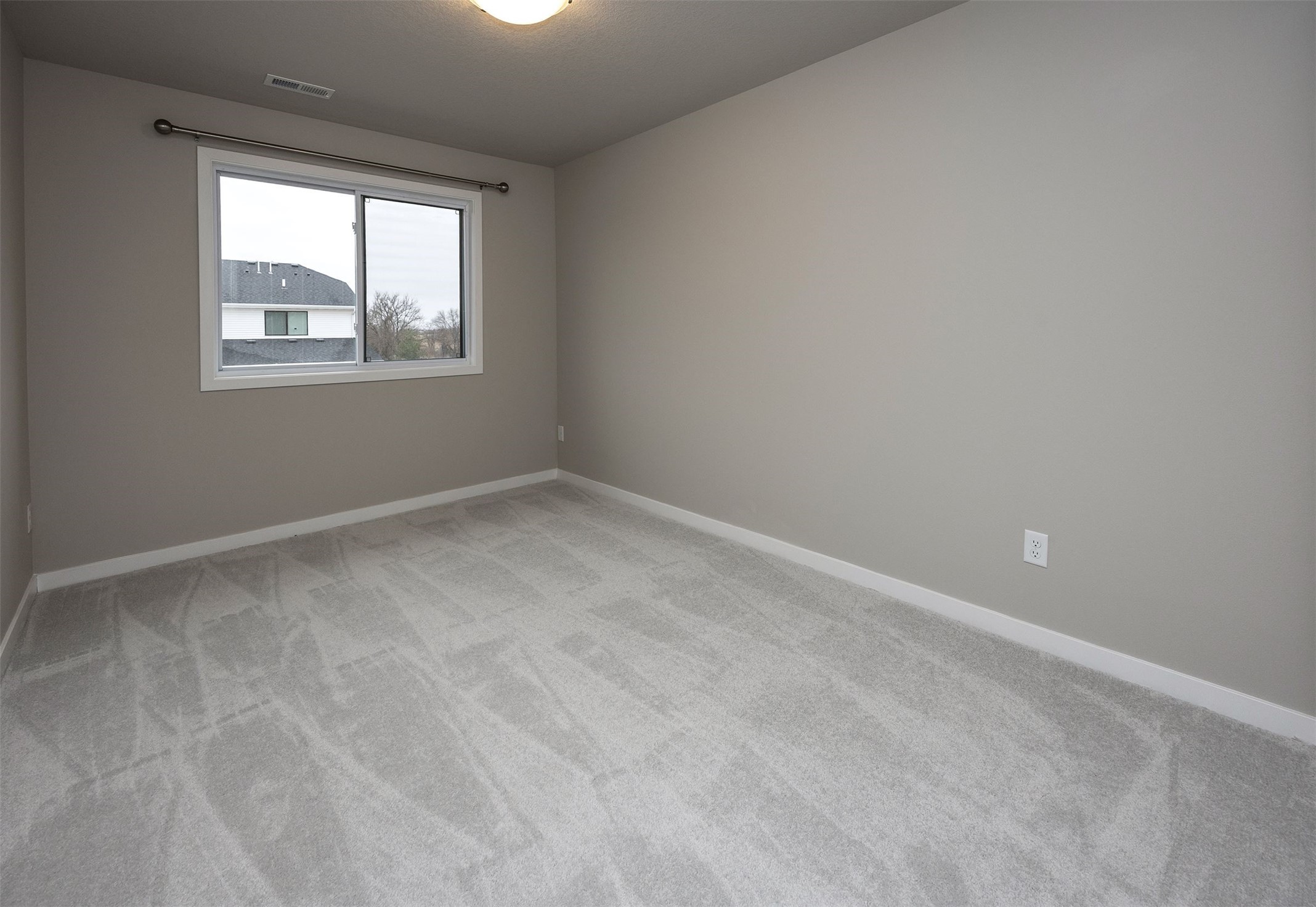 2610 SE Osier Avenue, West Des Moines, Iowa image 25
