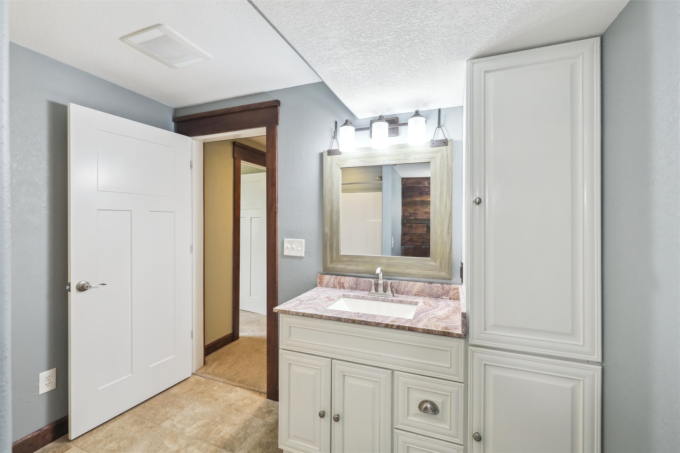 3416 E Payton Avenue, Des Moines, Iowa image 25
