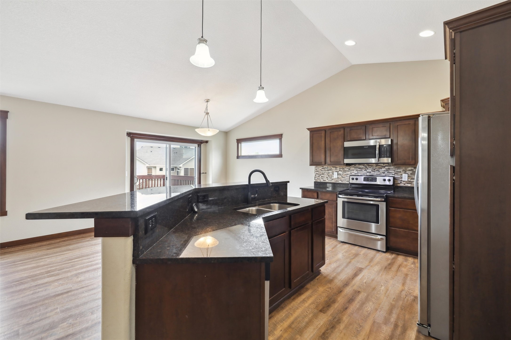 3416 E Payton Avenue, Des Moines, Iowa image 9