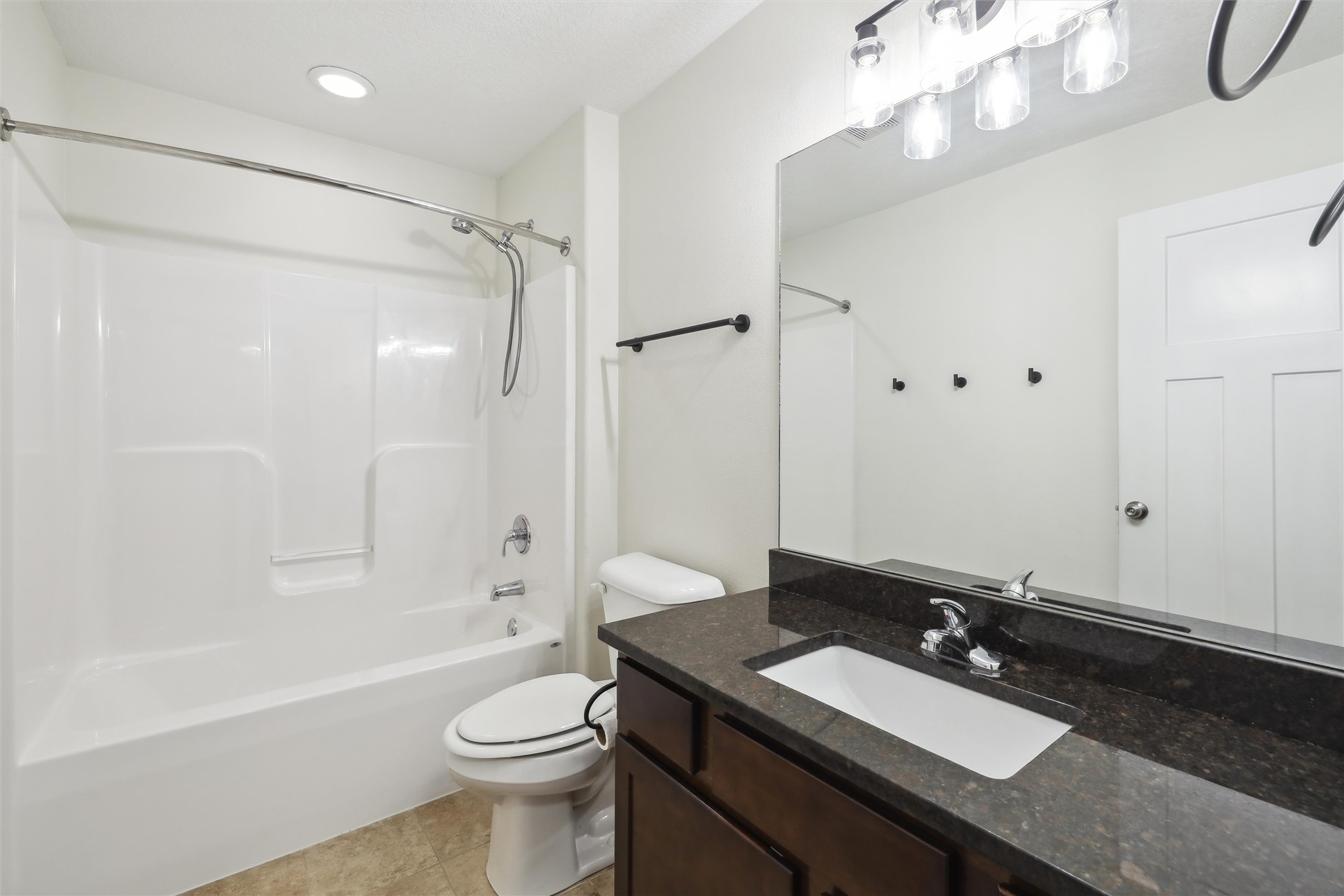 3416 E Payton Avenue, Des Moines, Iowa image 18