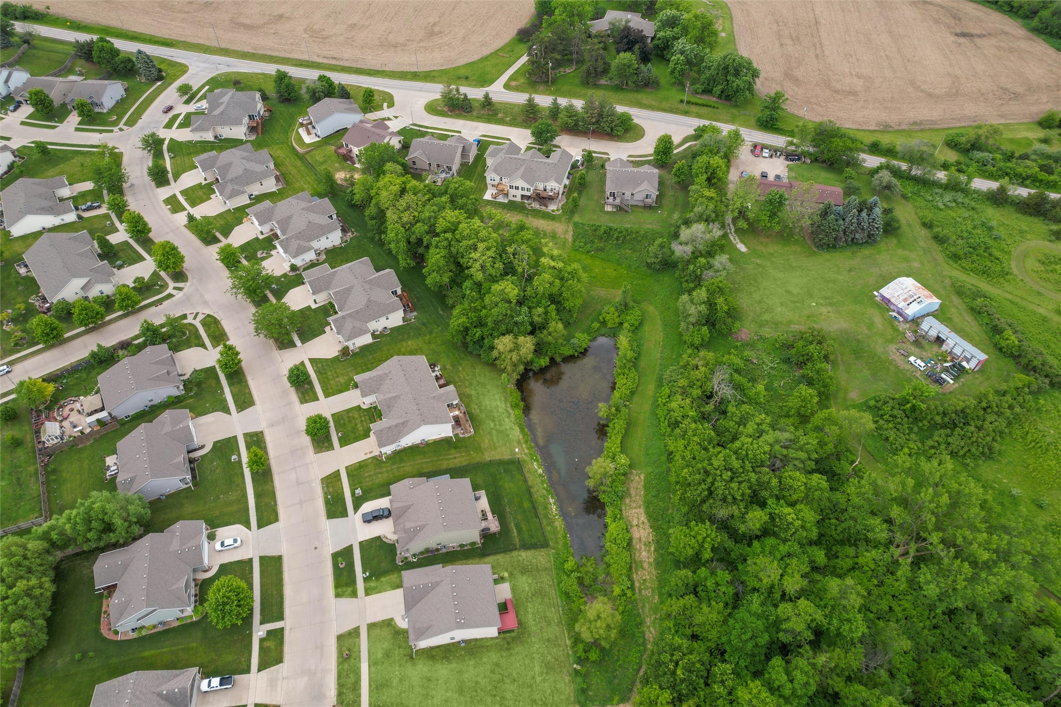 3416 E Payton Avenue, Des Moines, Iowa image 32