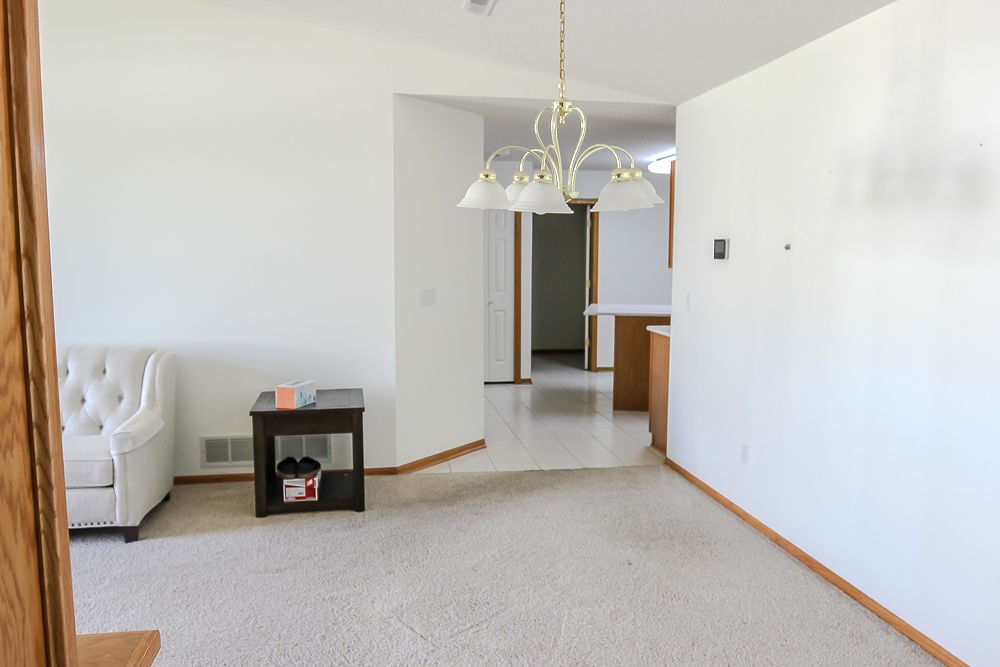 9516 Garnet Lane, Johnston, Iowa image 25