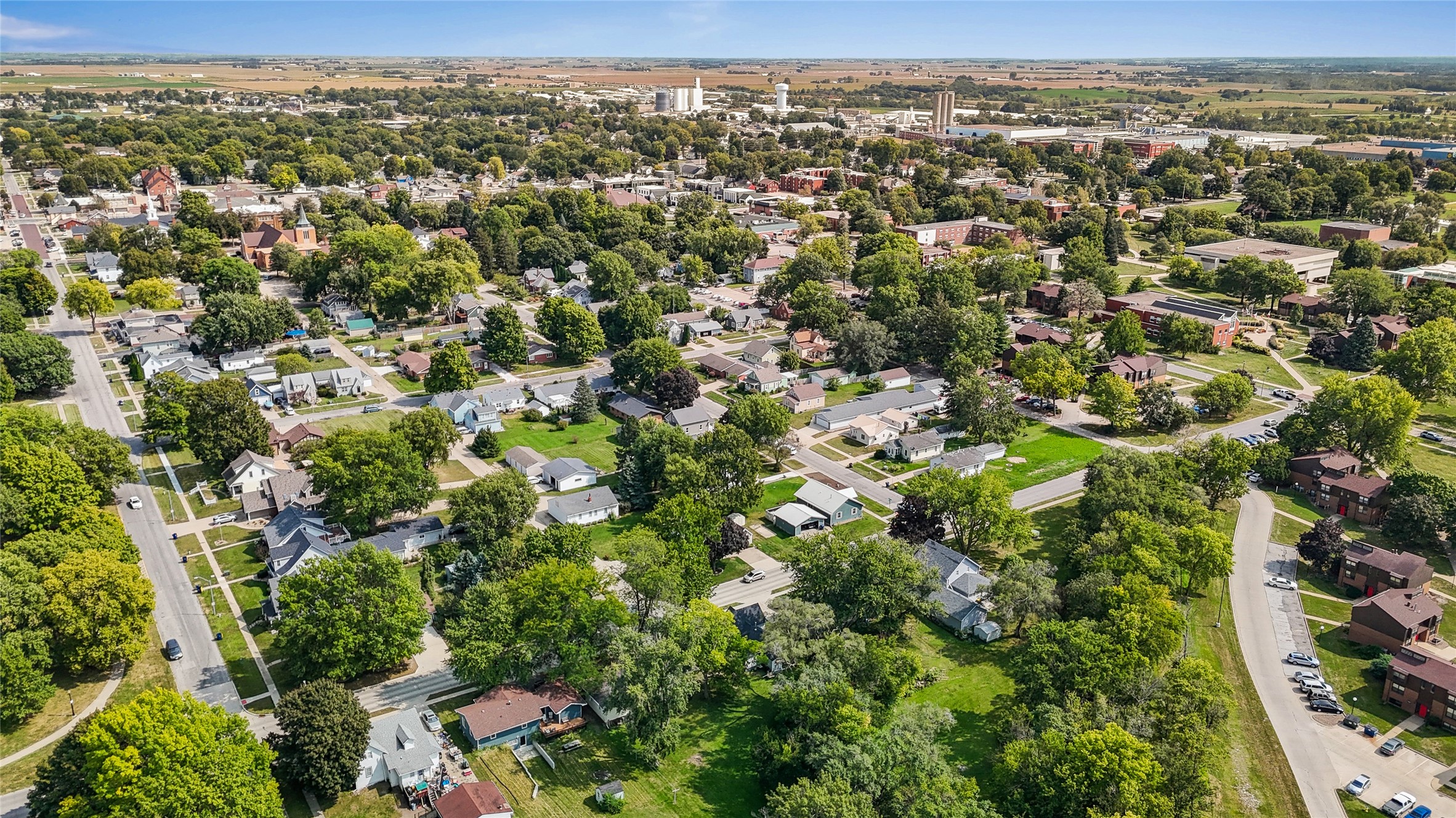 1006 Union Street, Pella, Iowa image 30