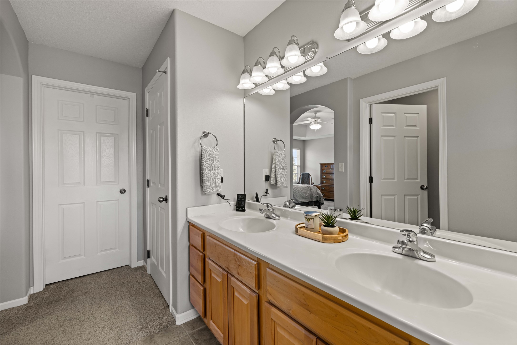 6325 Wilcot Court, Johnston, Iowa image 16
