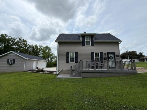 Homes For Sale - 1207 Franklin Street<br/> Marion County, Pella, IA 50219