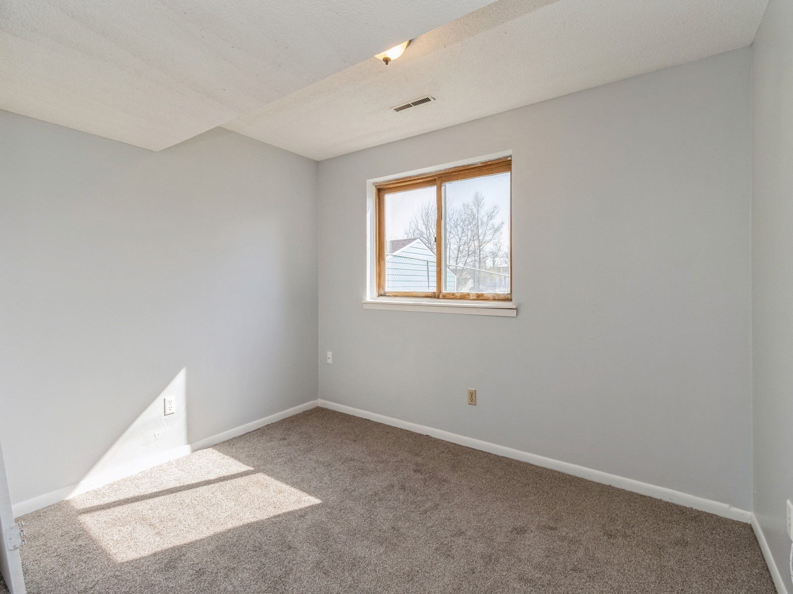 1309 Stewart Street, Des Moines, Iowa image 23